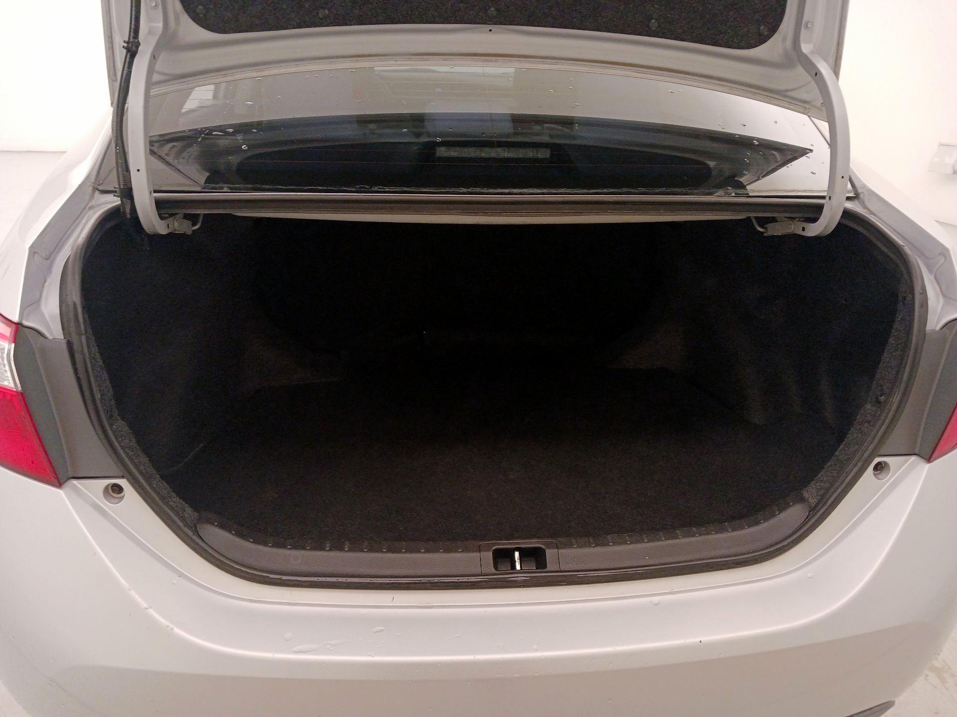 Thumbnail: 2014 Toyota Corolla - 20