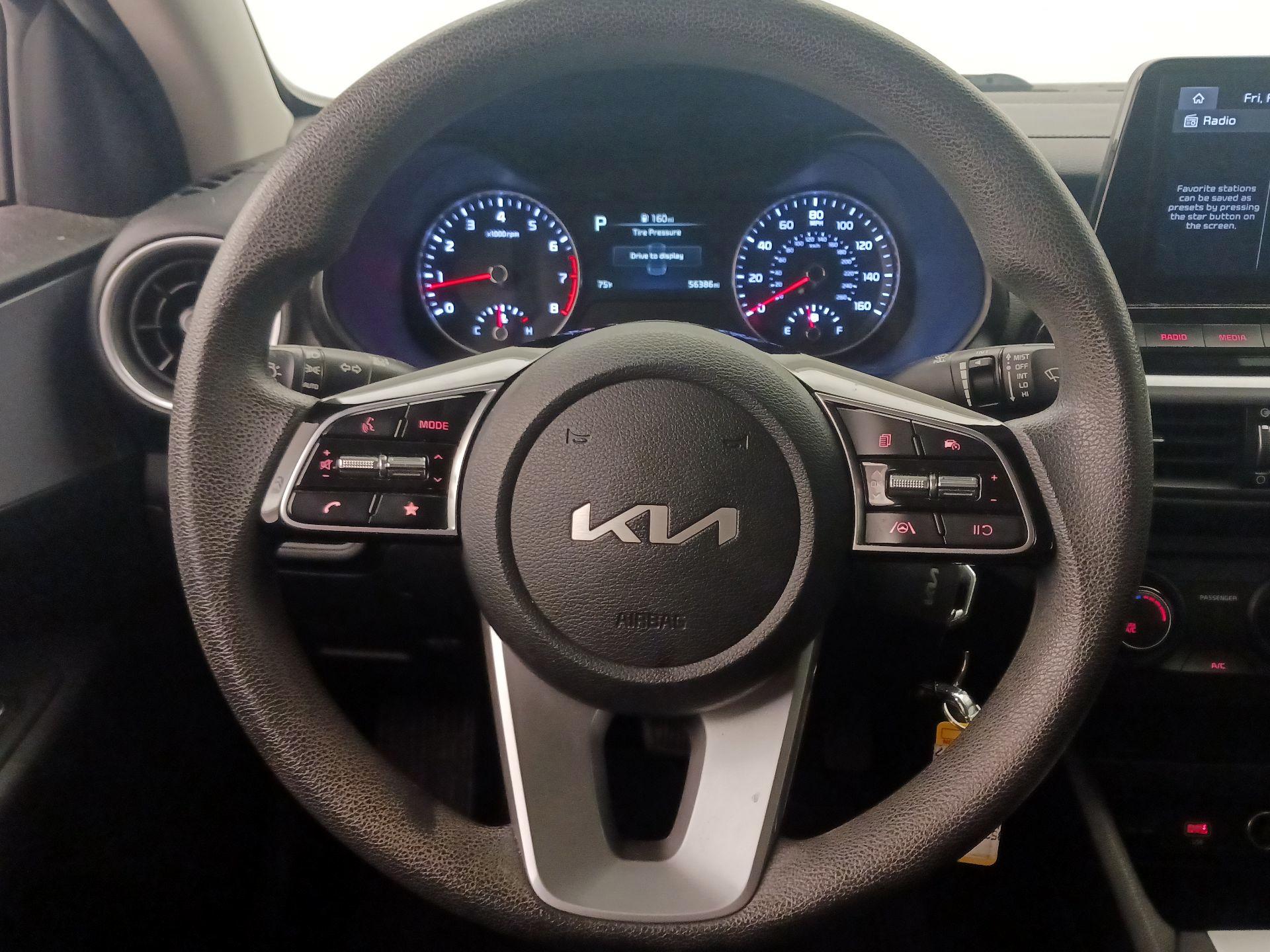 Thumbnail: 2022 Kia Forte - 10