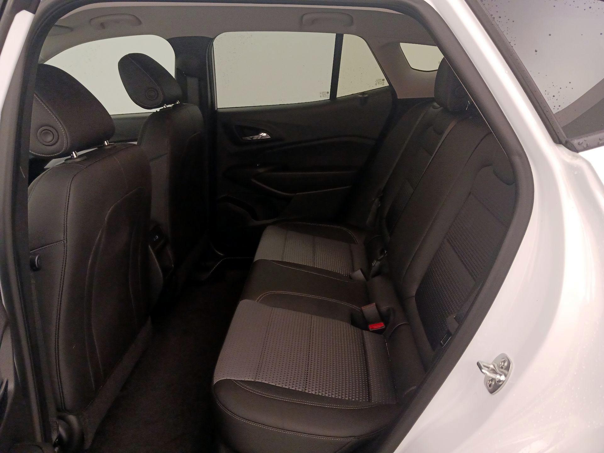 Thumbnail: 2025 Chevrolet Trax - 19