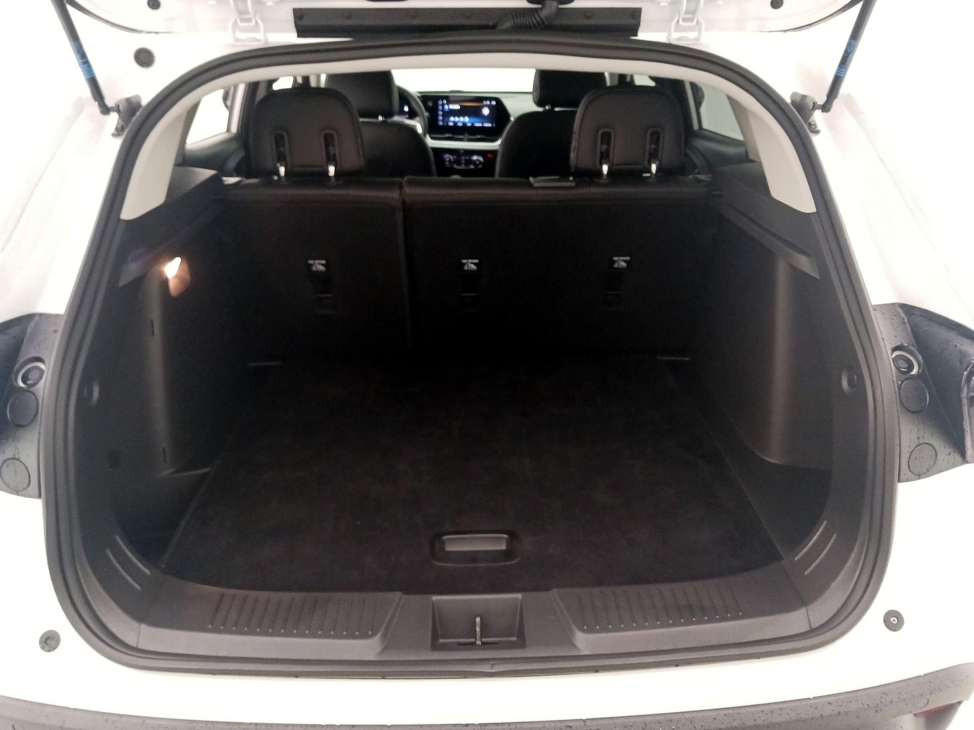 Thumbnail: 2025 Chevrolet Trax - 20