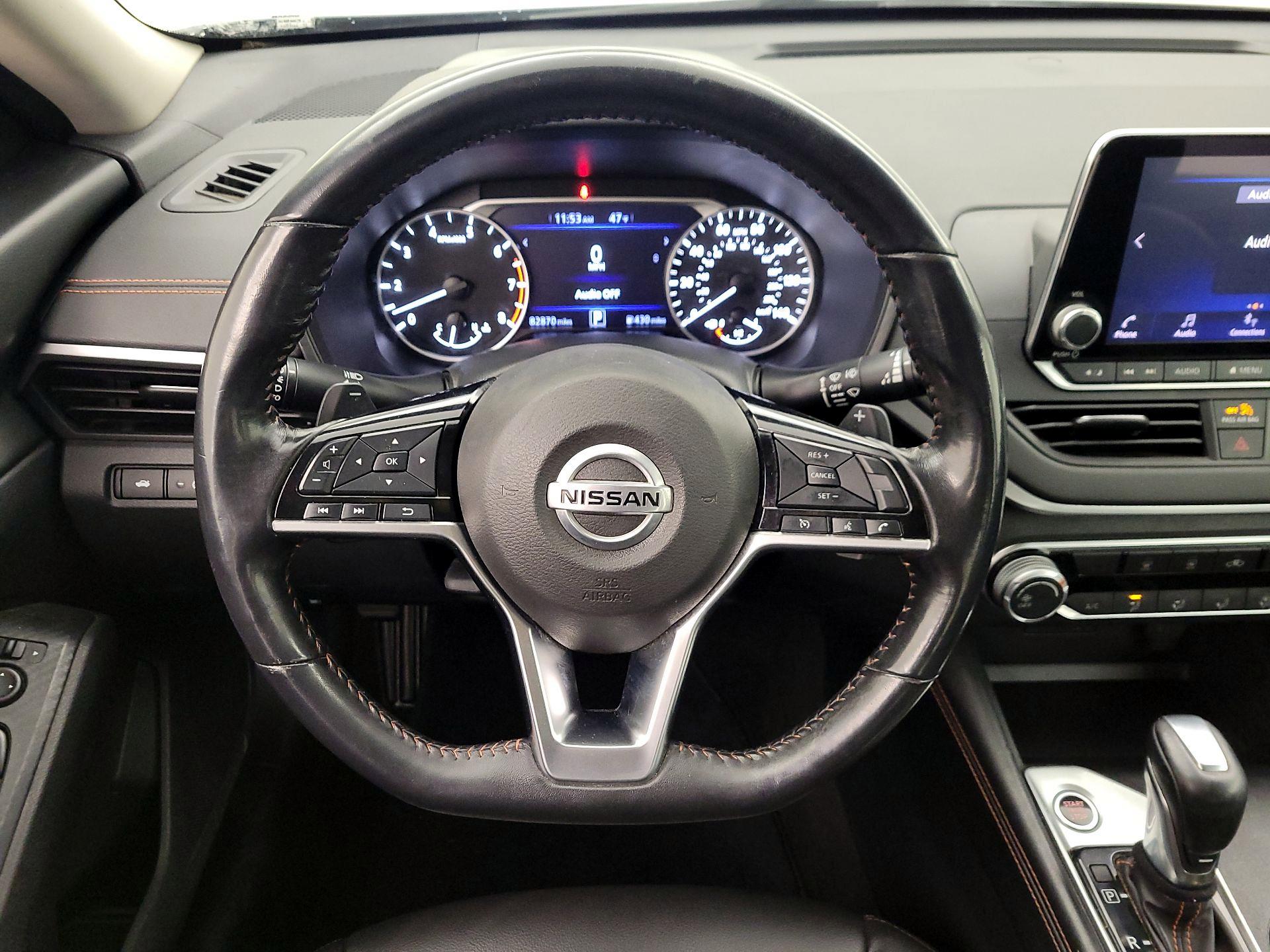 Thumbnail: 2020 Nissan Altima - 10