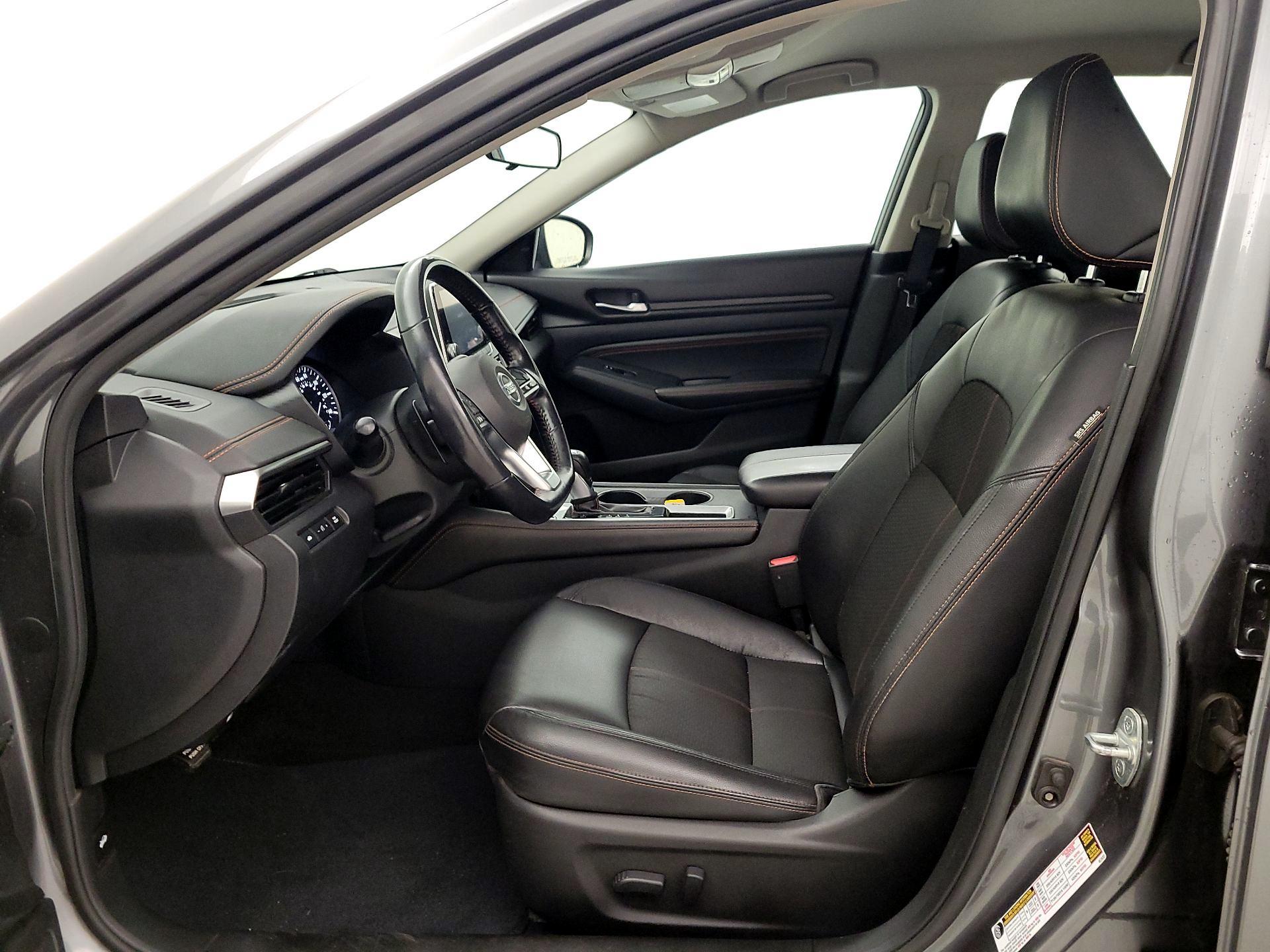 Thumbnail: 2020 Nissan Altima - 11