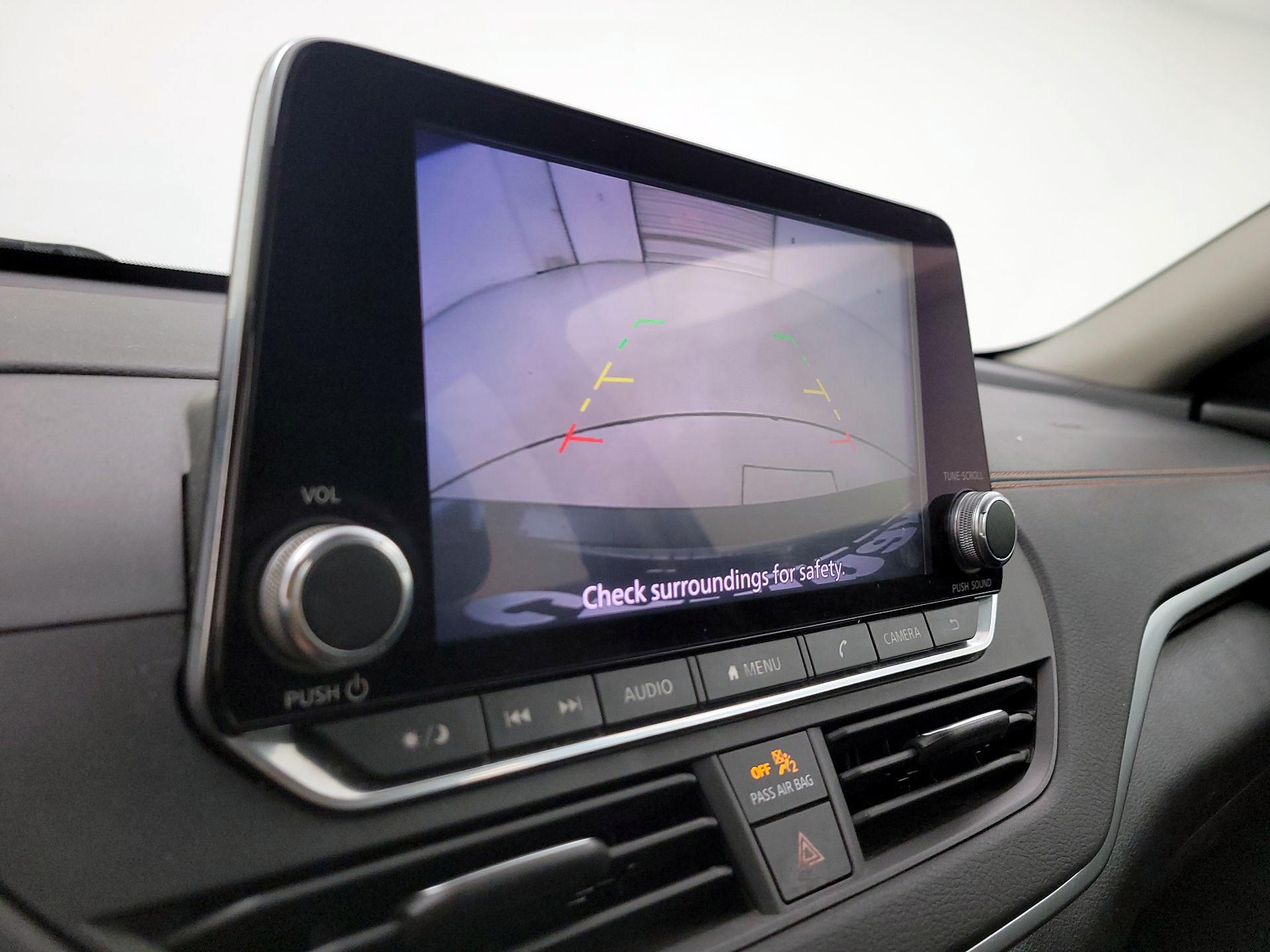 Thumbnail: 2020 Nissan Altima - 14