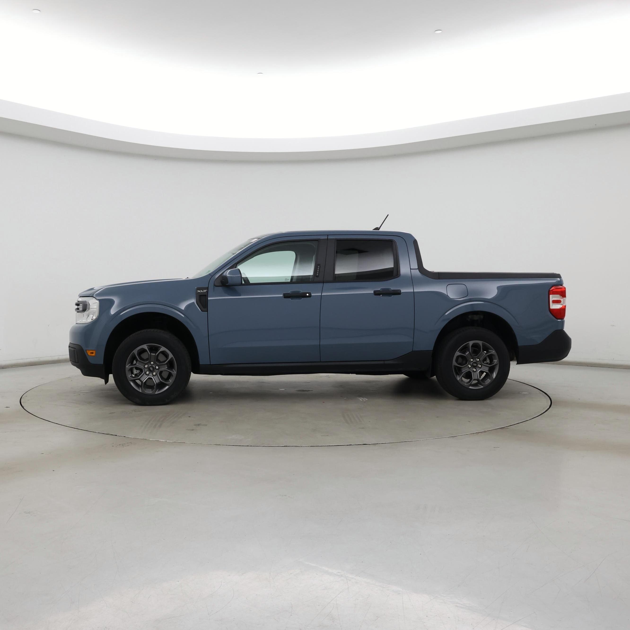 Thumbnail: 2022 Ford Maverick - 3