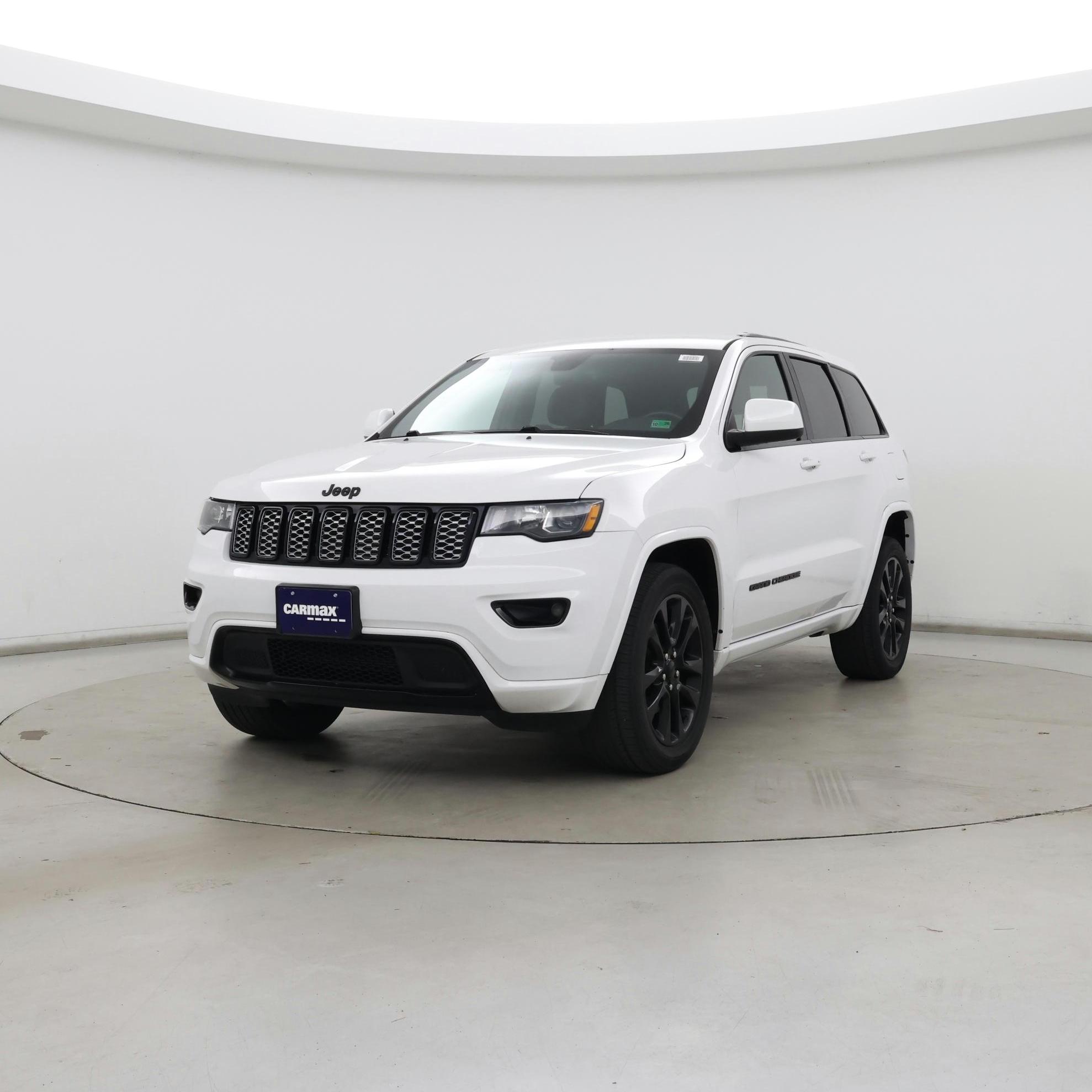 Thumbnail: 2017 Jeep Grand Cherokee - 4