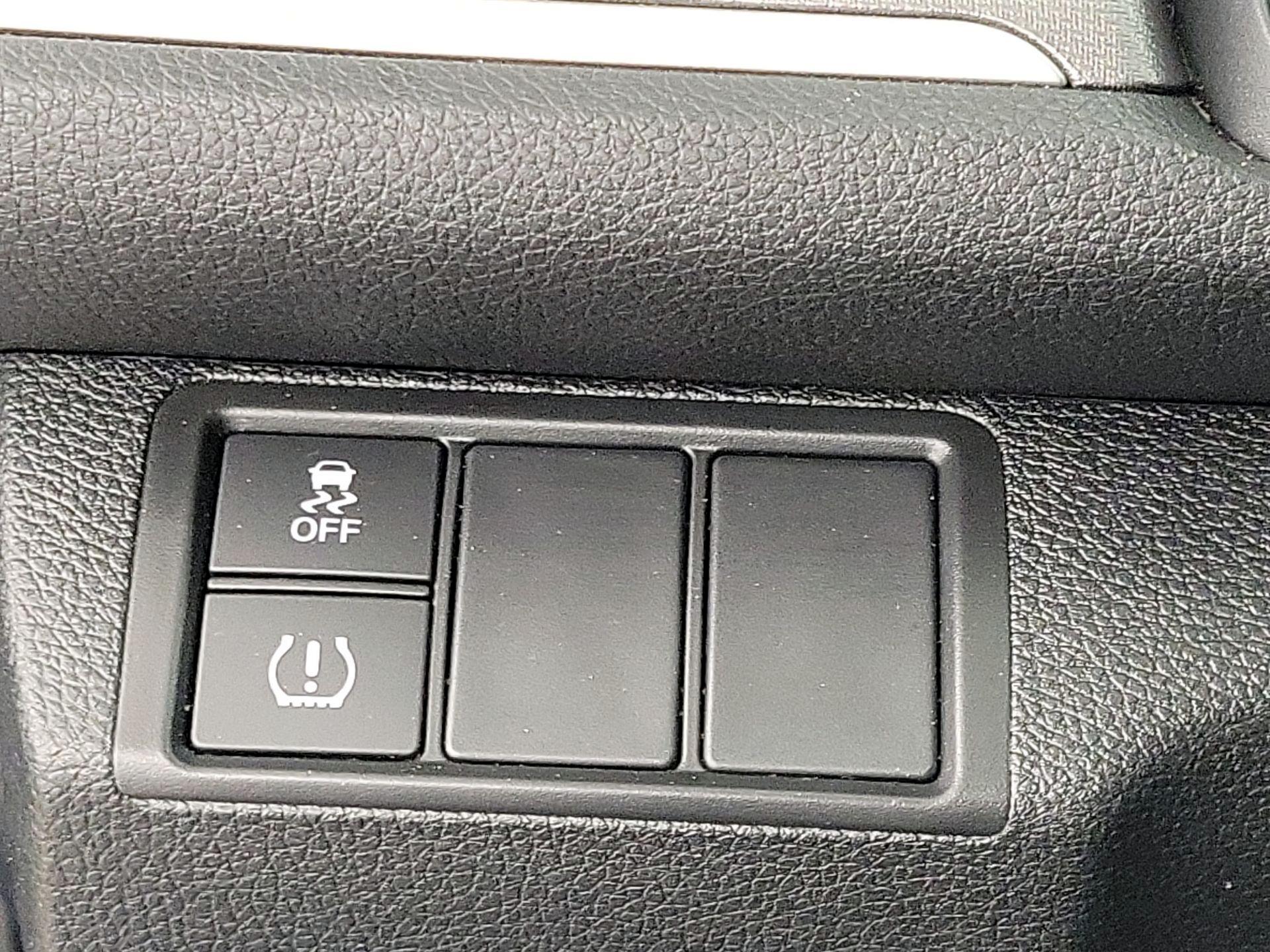 Thumbnail: 2016 Honda Civic - 13