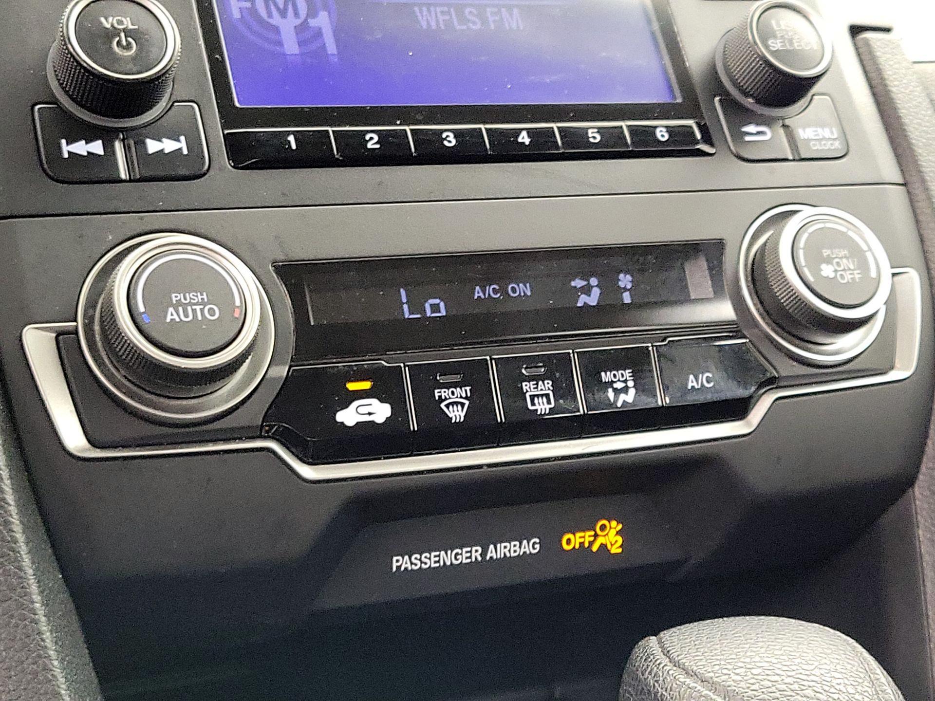 Thumbnail: 2016 Honda Civic - 16