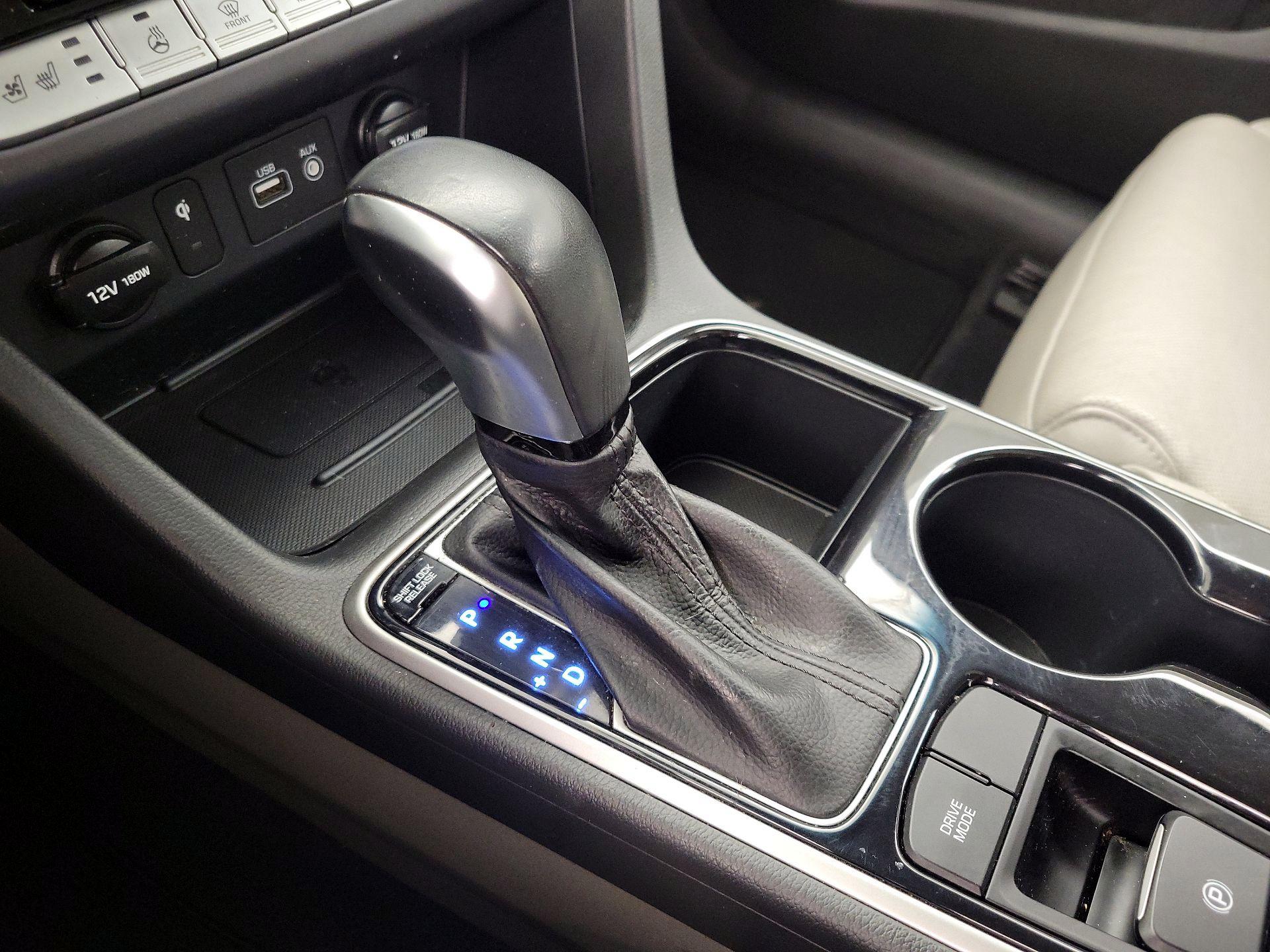 Thumbnail: 2019 Hyundai Sonata - 17