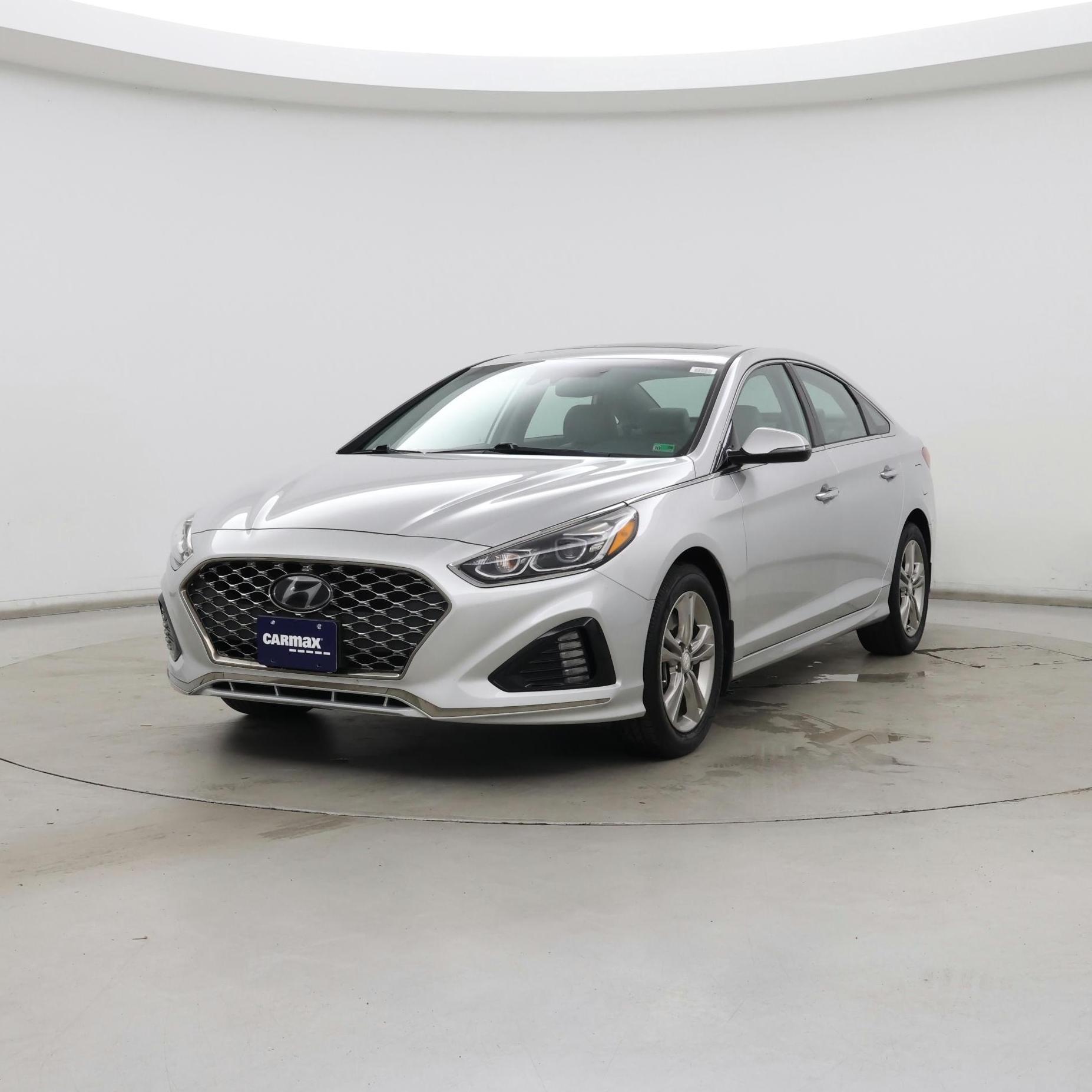 Thumbnail: 2019 Hyundai Sonata - 4