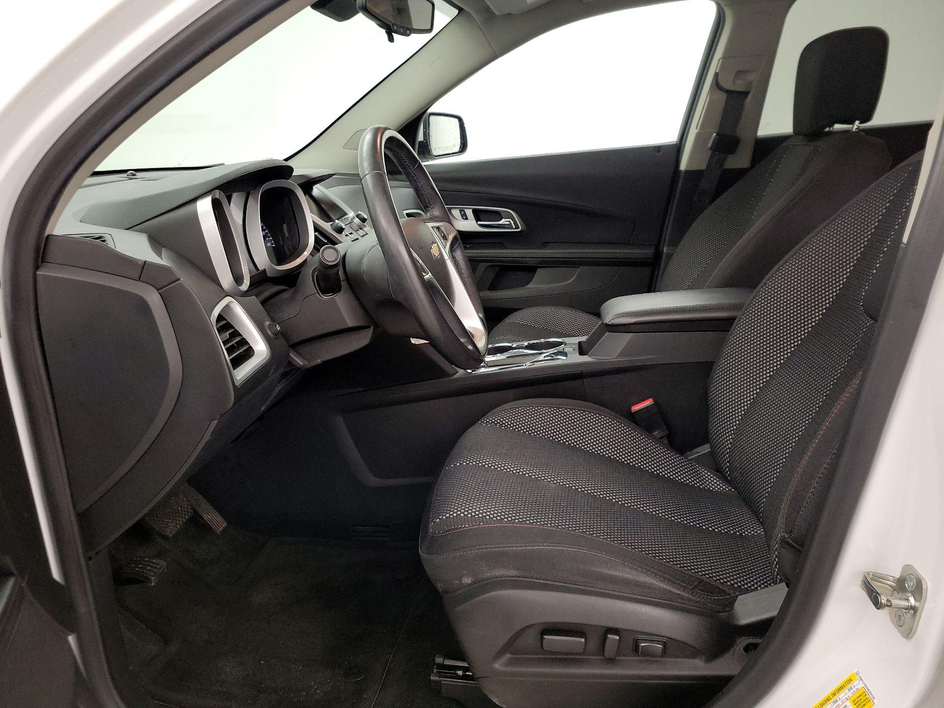 Thumbnail: 2017 Chevrolet Equinox - 11