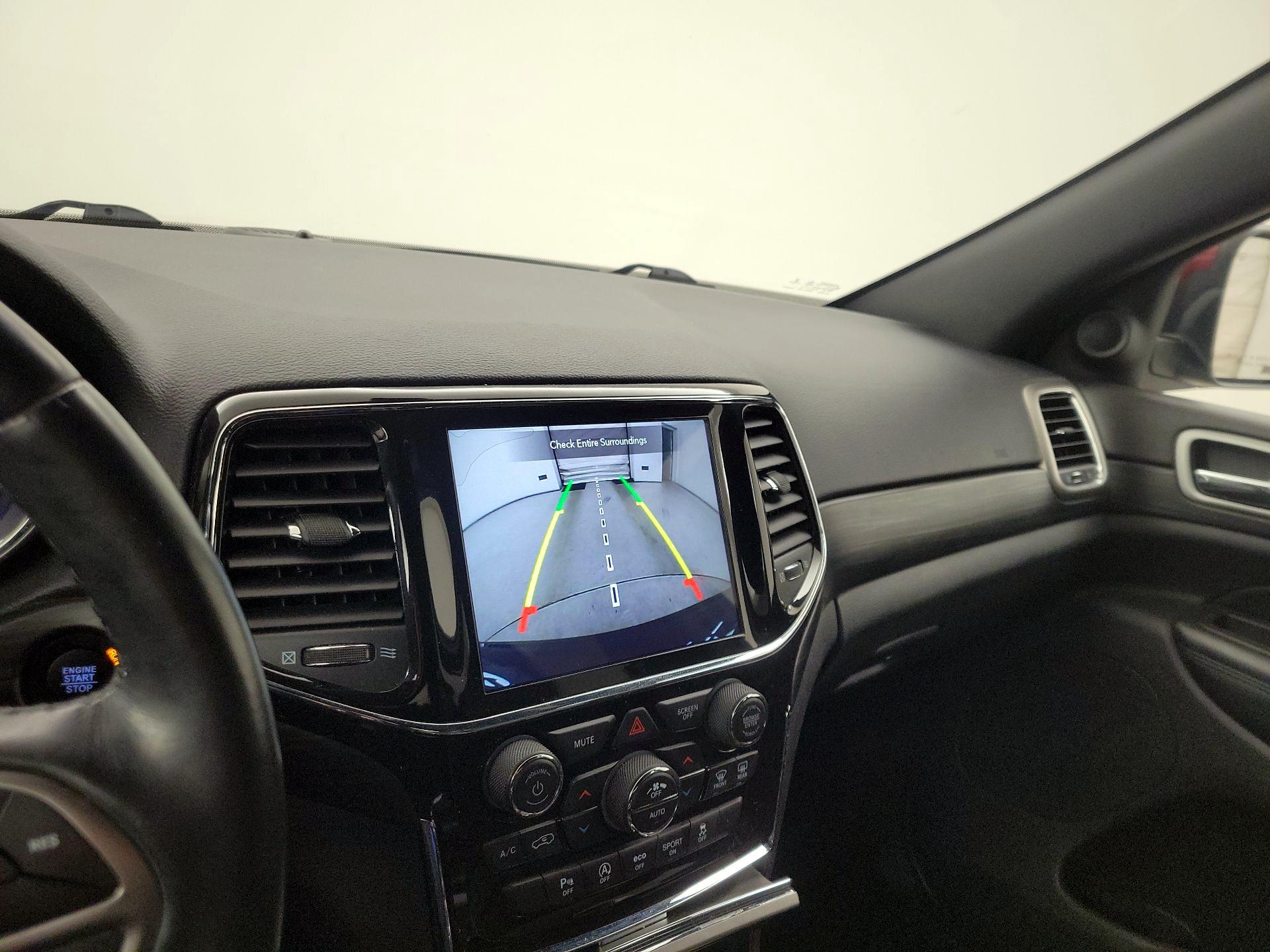 Thumbnail: 2021 Jeep Grand Cherokee - 15