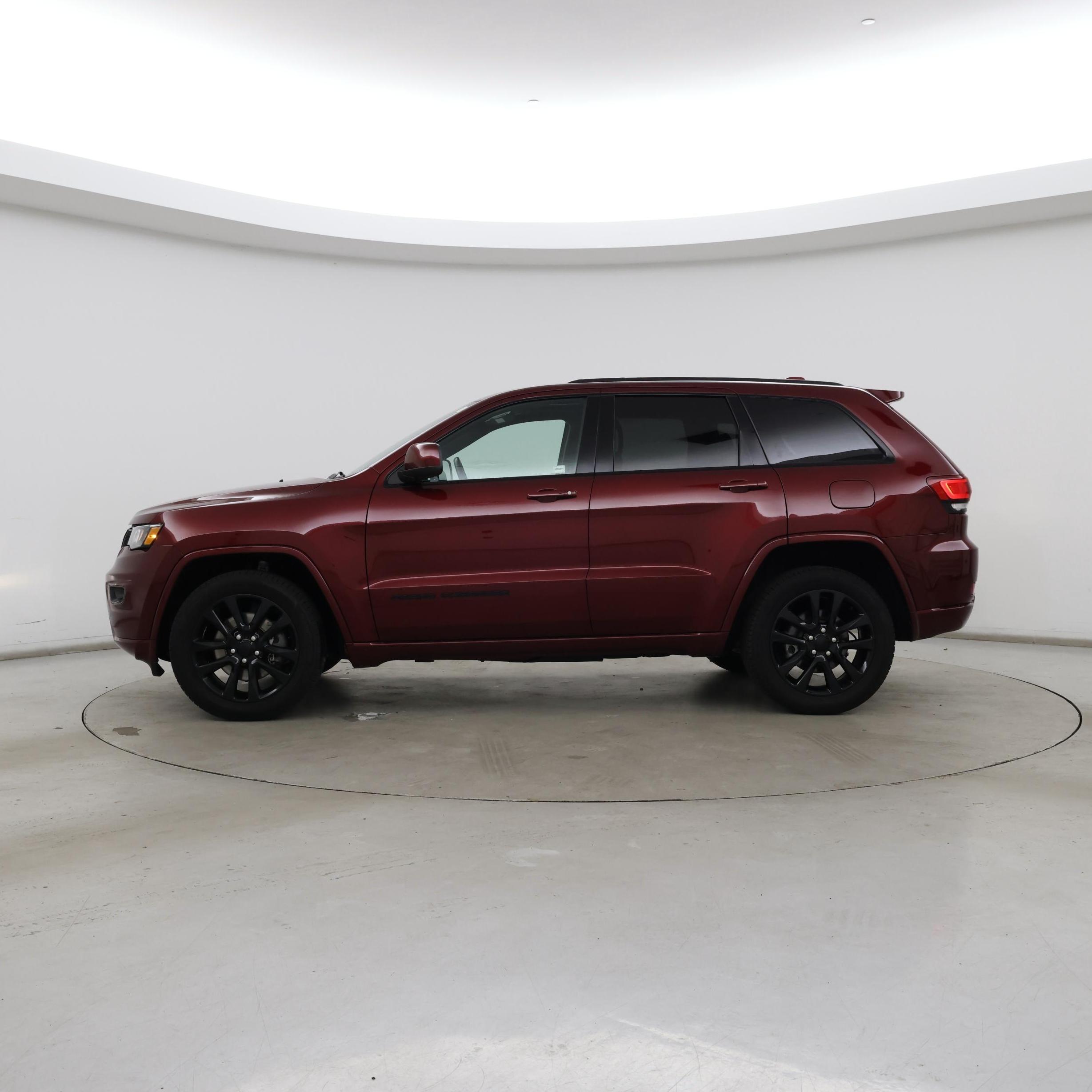 Thumbnail: 2021 Jeep Grand Cherokee - 3