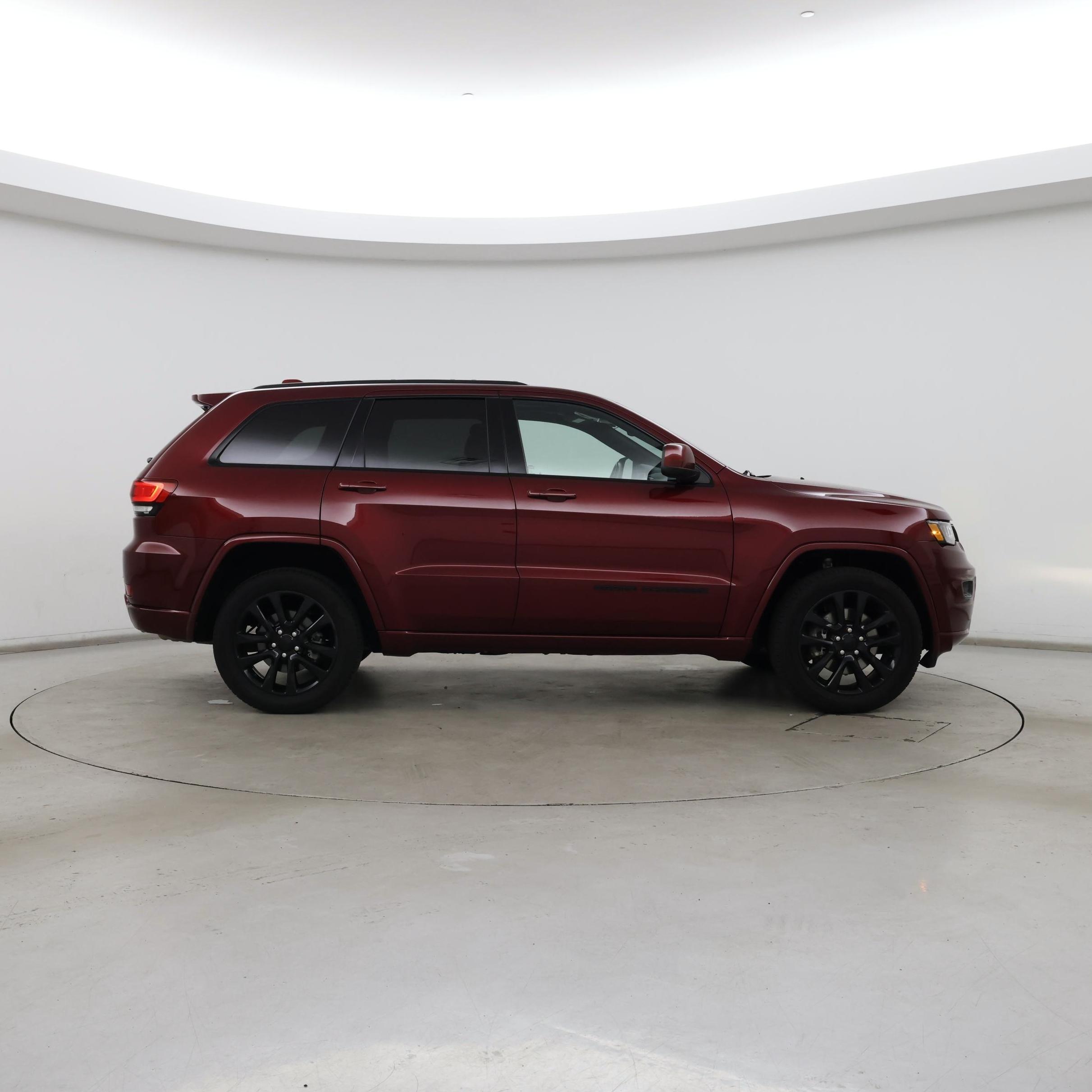 Thumbnail: 2021 Jeep Grand Cherokee - 7