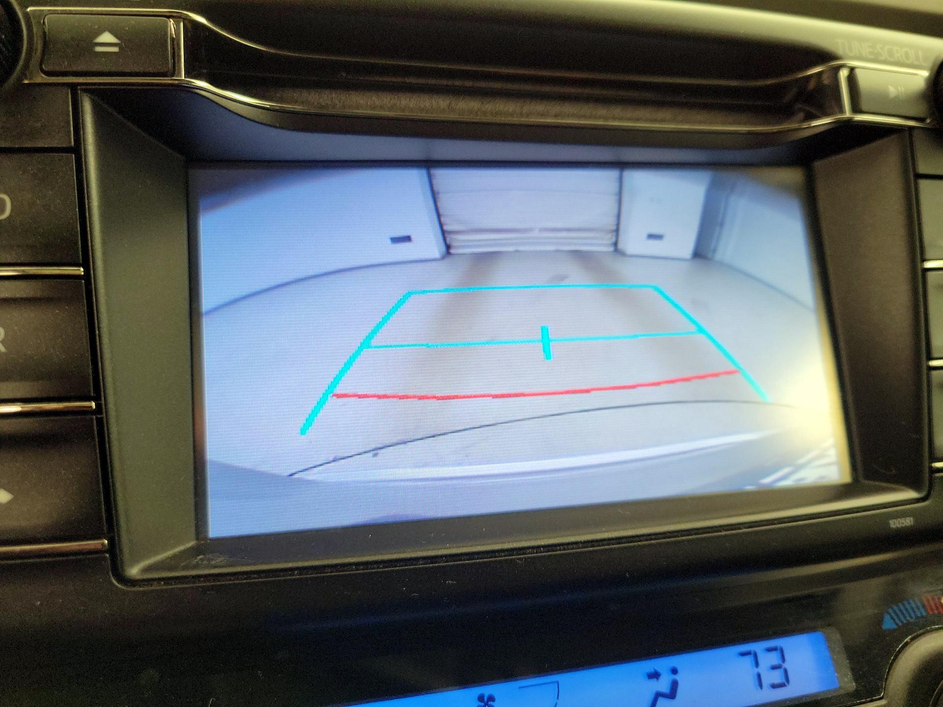 Thumbnail: 2018 Toyota RAV4 - 14