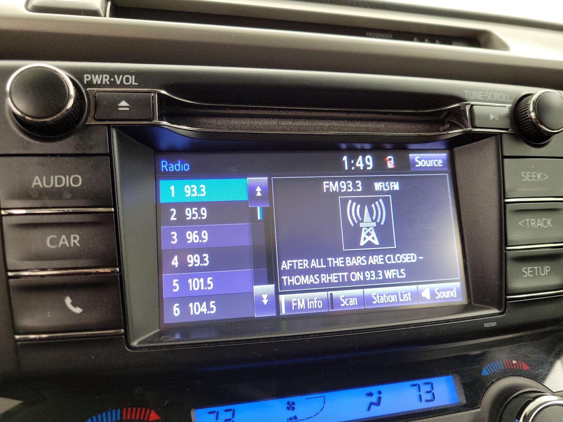 Thumbnail: 2018 Toyota RAV4 - 15