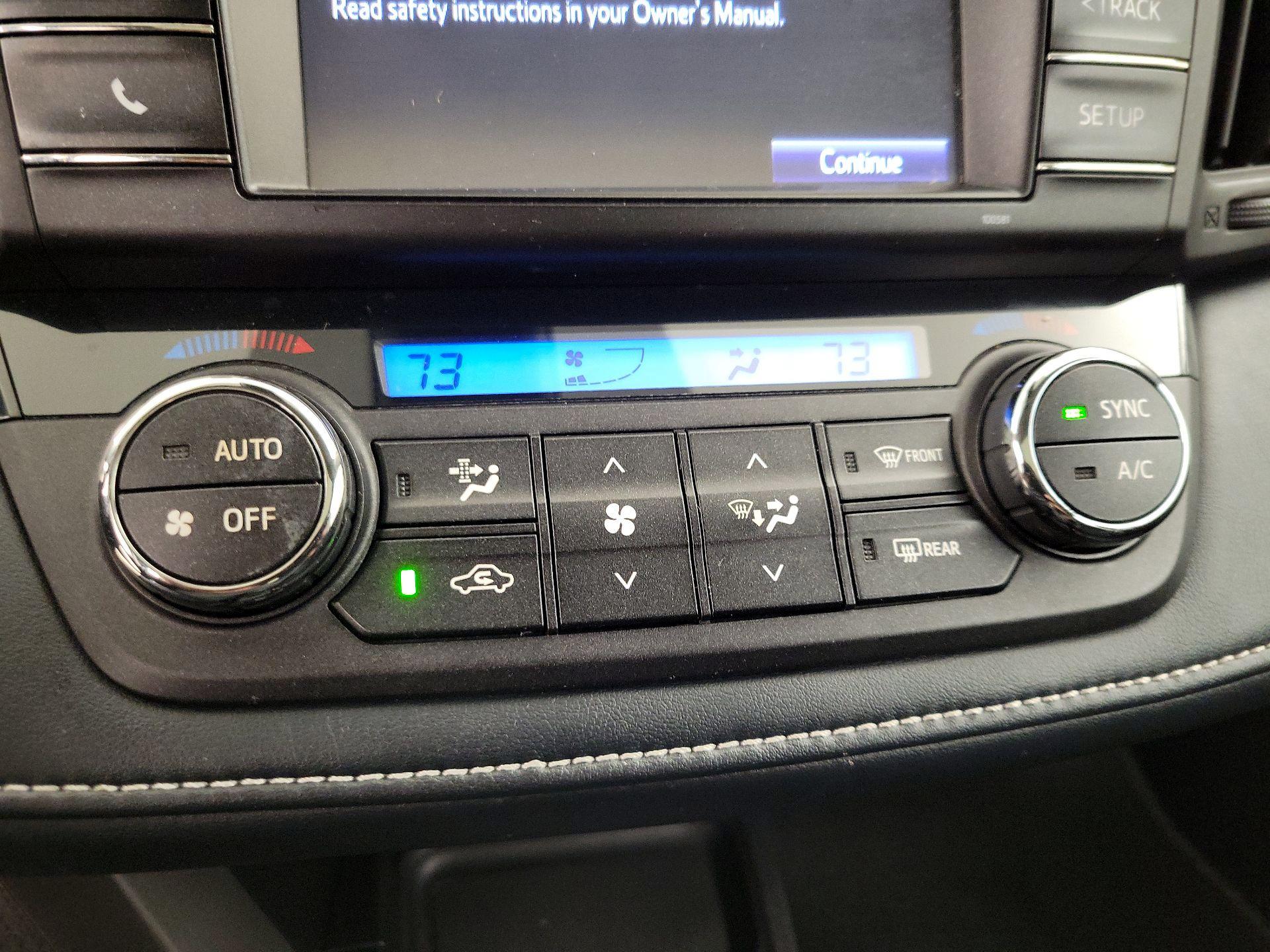 Thumbnail: 2018 Toyota RAV4 - 16