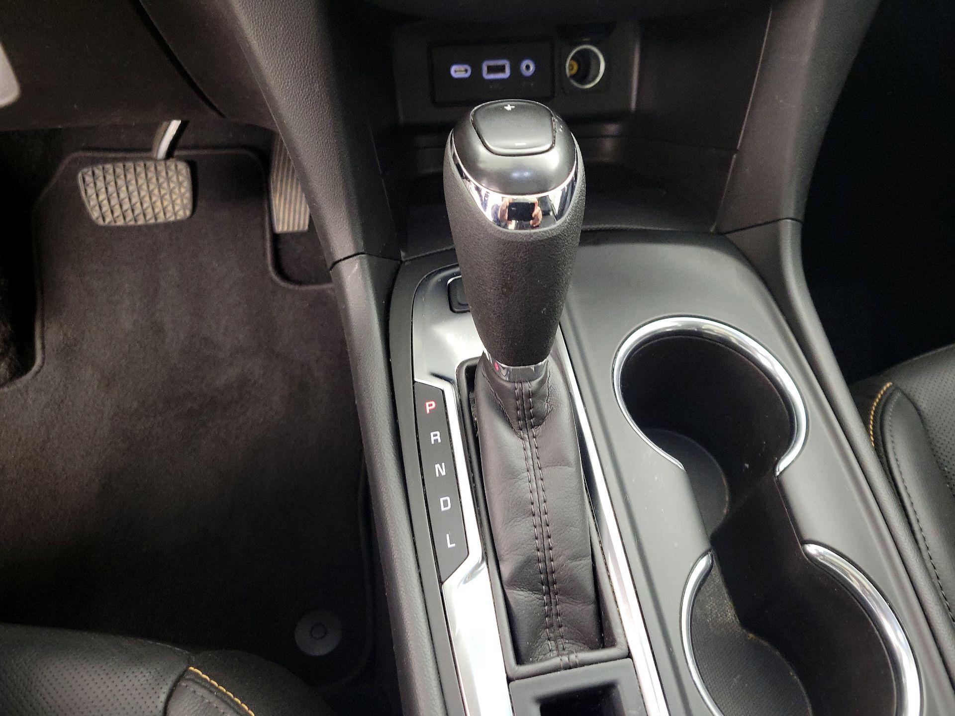 Thumbnail: 2020 Chevrolet Equinox - 17