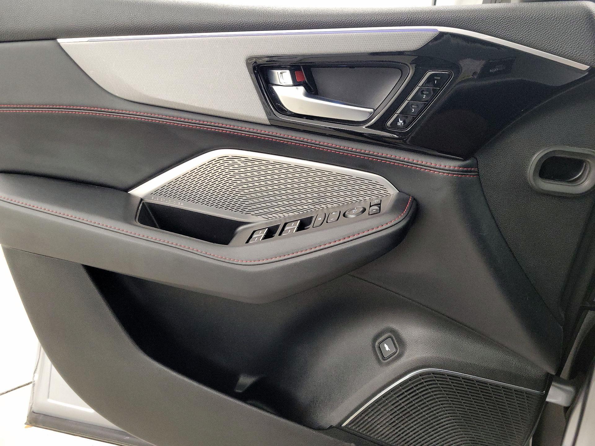 Thumbnail: 2022 Acura MDX - 12