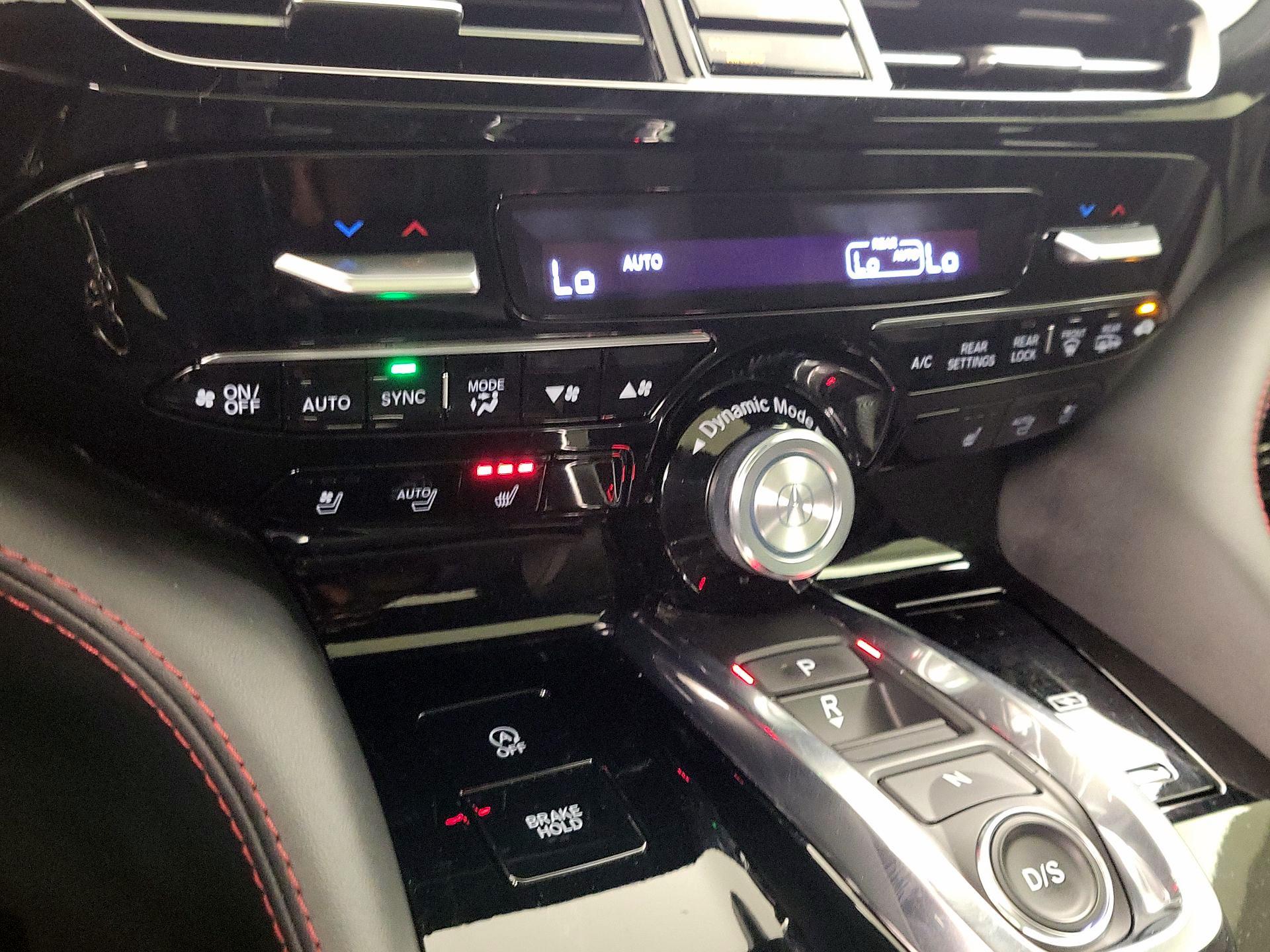 Thumbnail: 2022 Acura MDX - 17