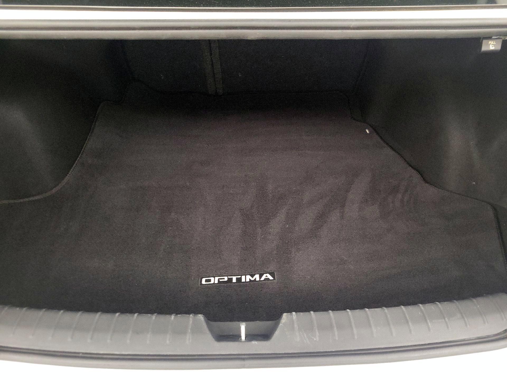 Thumbnail: 2020 Kia Optima - 20