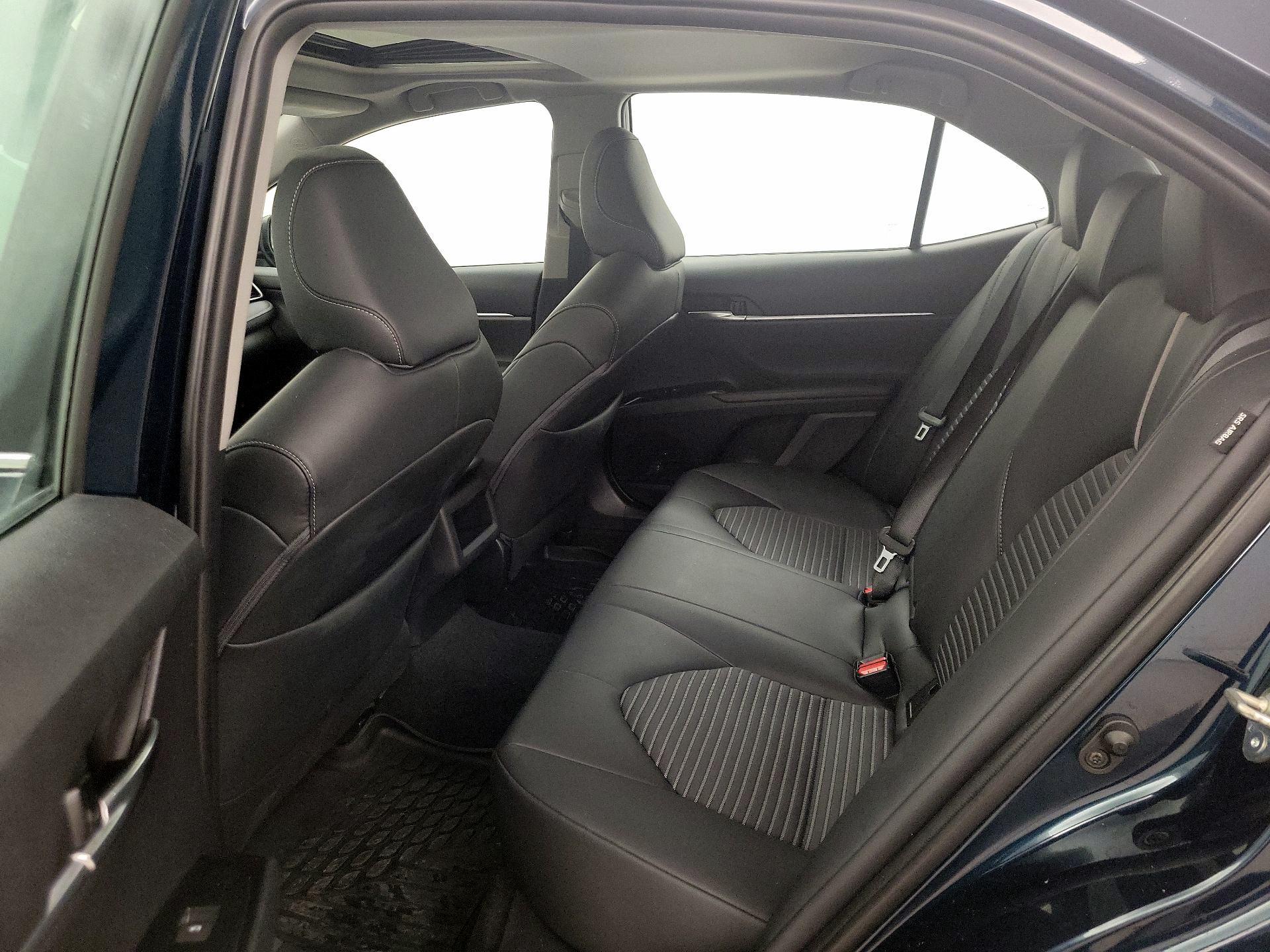 Thumbnail: 2019 Toyota Camry - 20