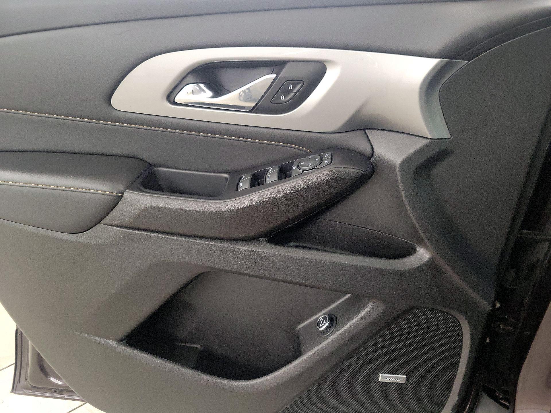 Thumbnail: 2021 Chevrolet Traverse - 12