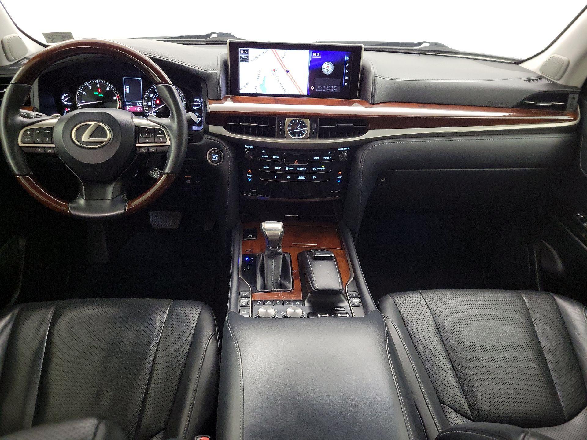 Thumbnail: 2019 Lexus LX - 9