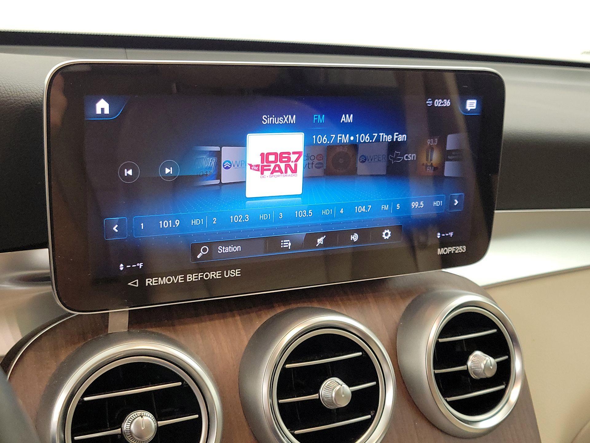 Thumbnail: 2022 Mercedes-Benz GLC - 16