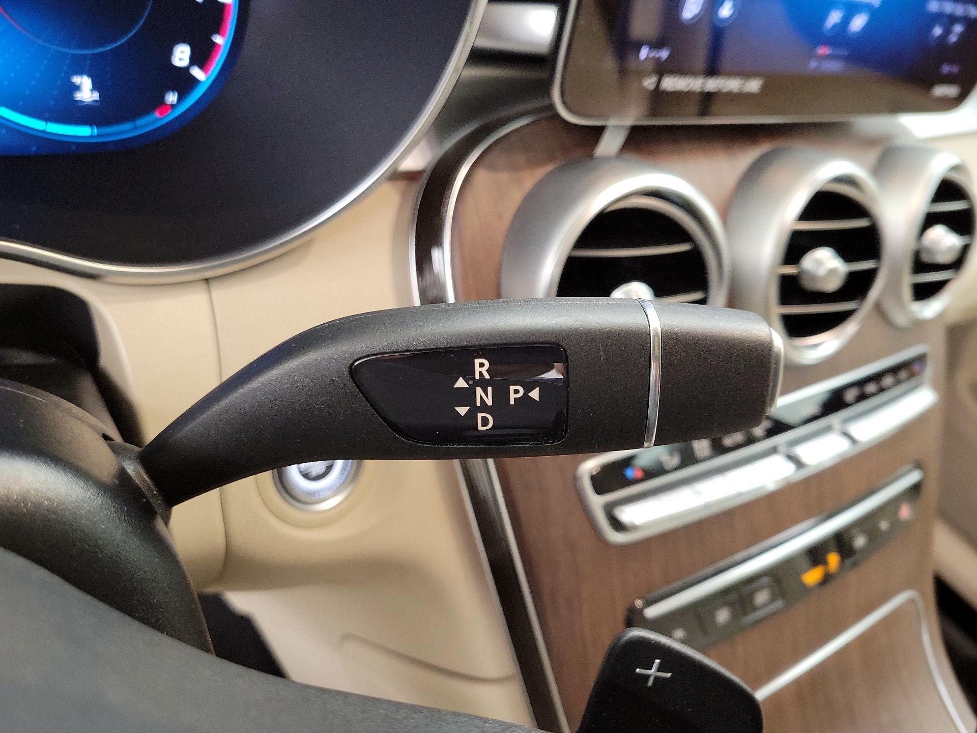 Thumbnail: 2022 Mercedes-Benz GLC - 18