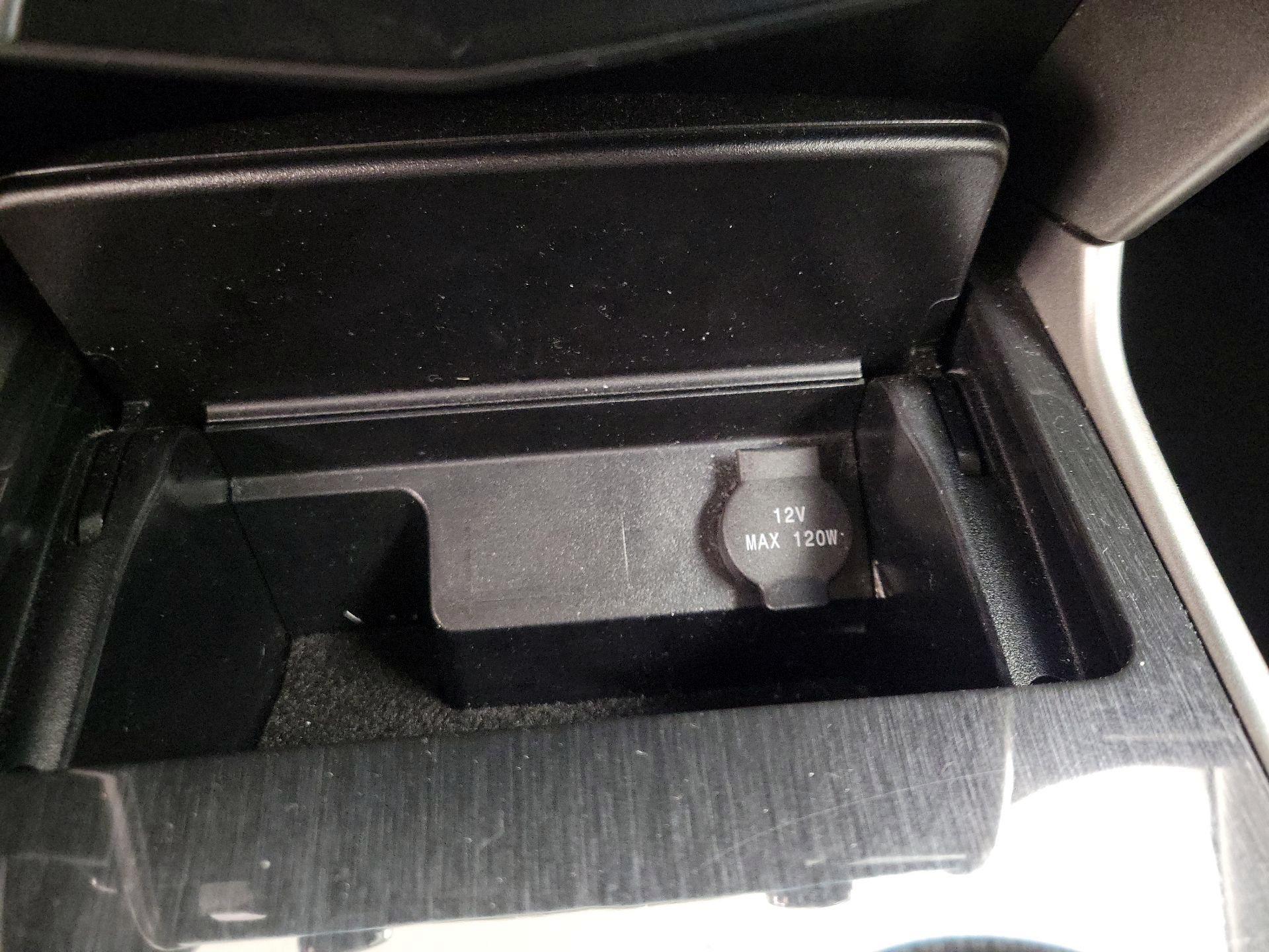 Thumbnail: 2014 Nissan Altima - 17