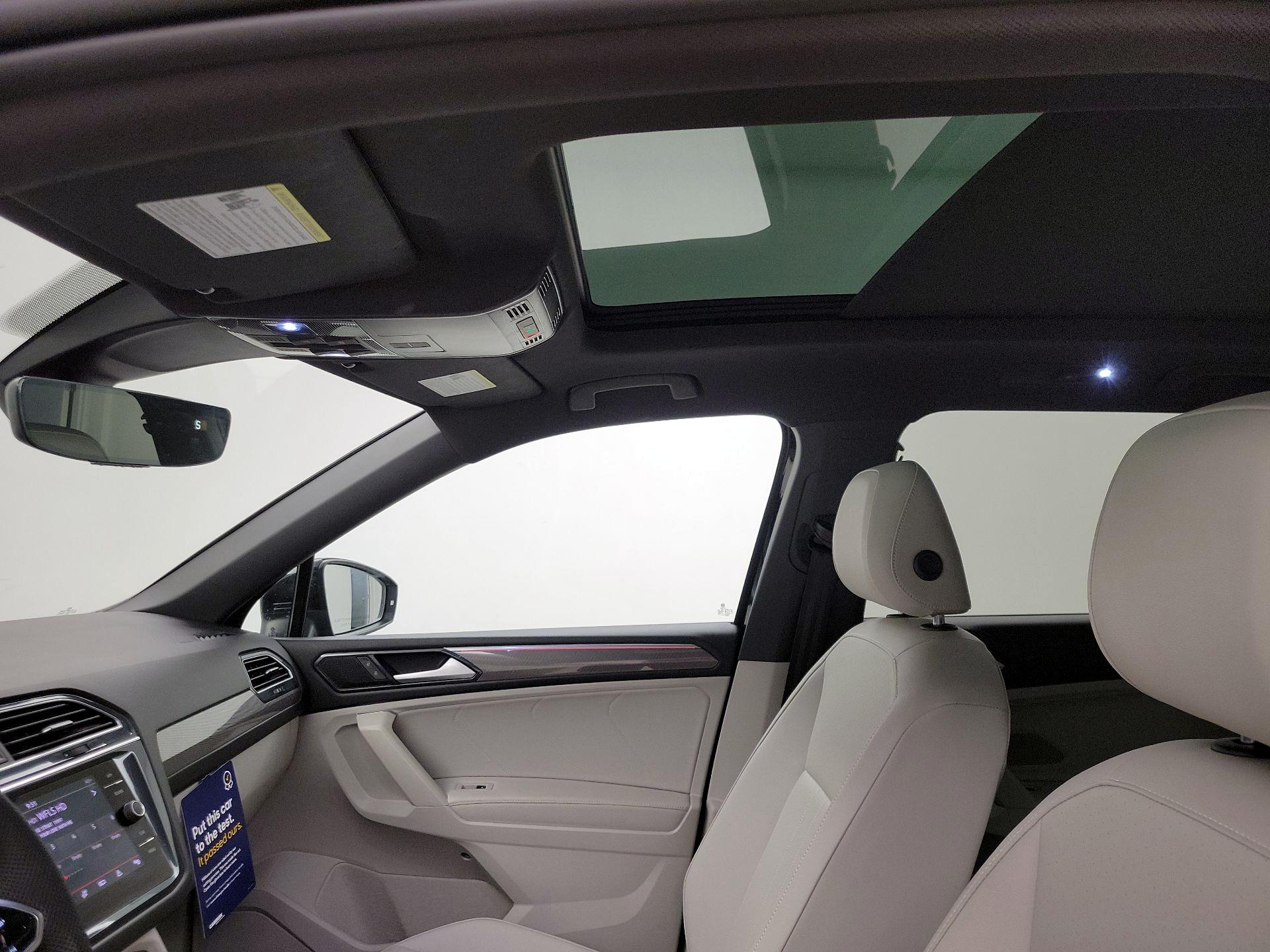 Thumbnail: 2022 Volkswagen Tiguan - 19