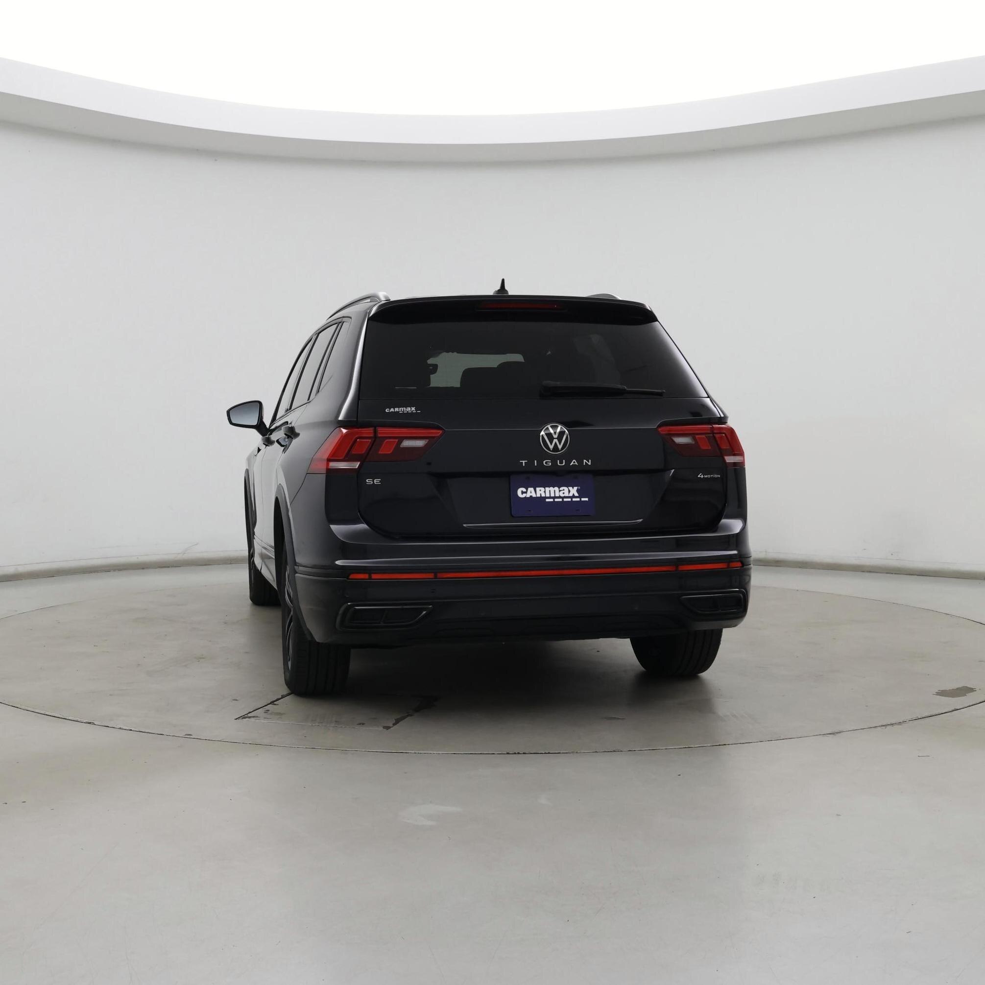 Thumbnail: 2022 Volkswagen Tiguan - 6