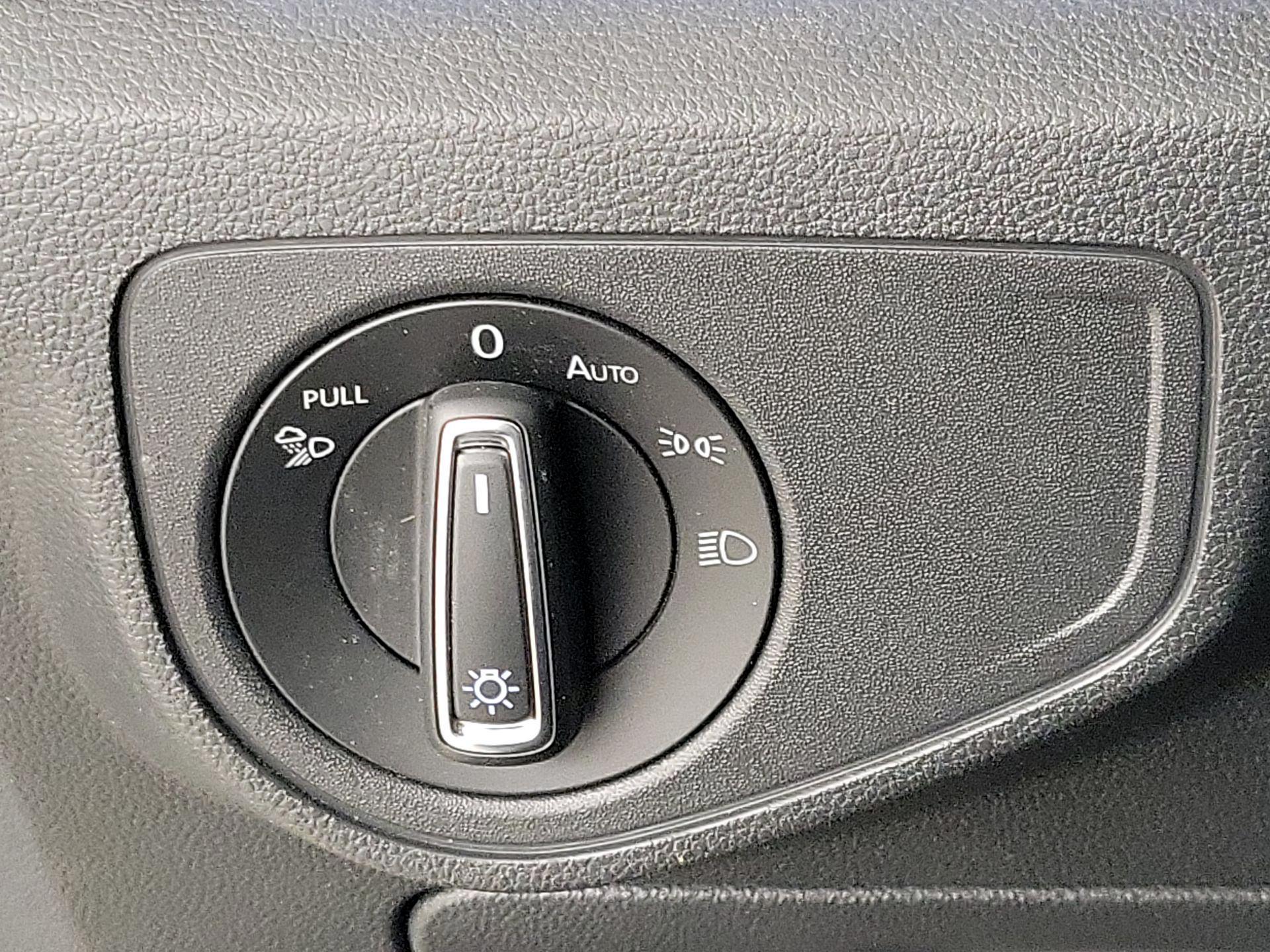 Thumbnail: 2023 Volkswagen Atlas - 13