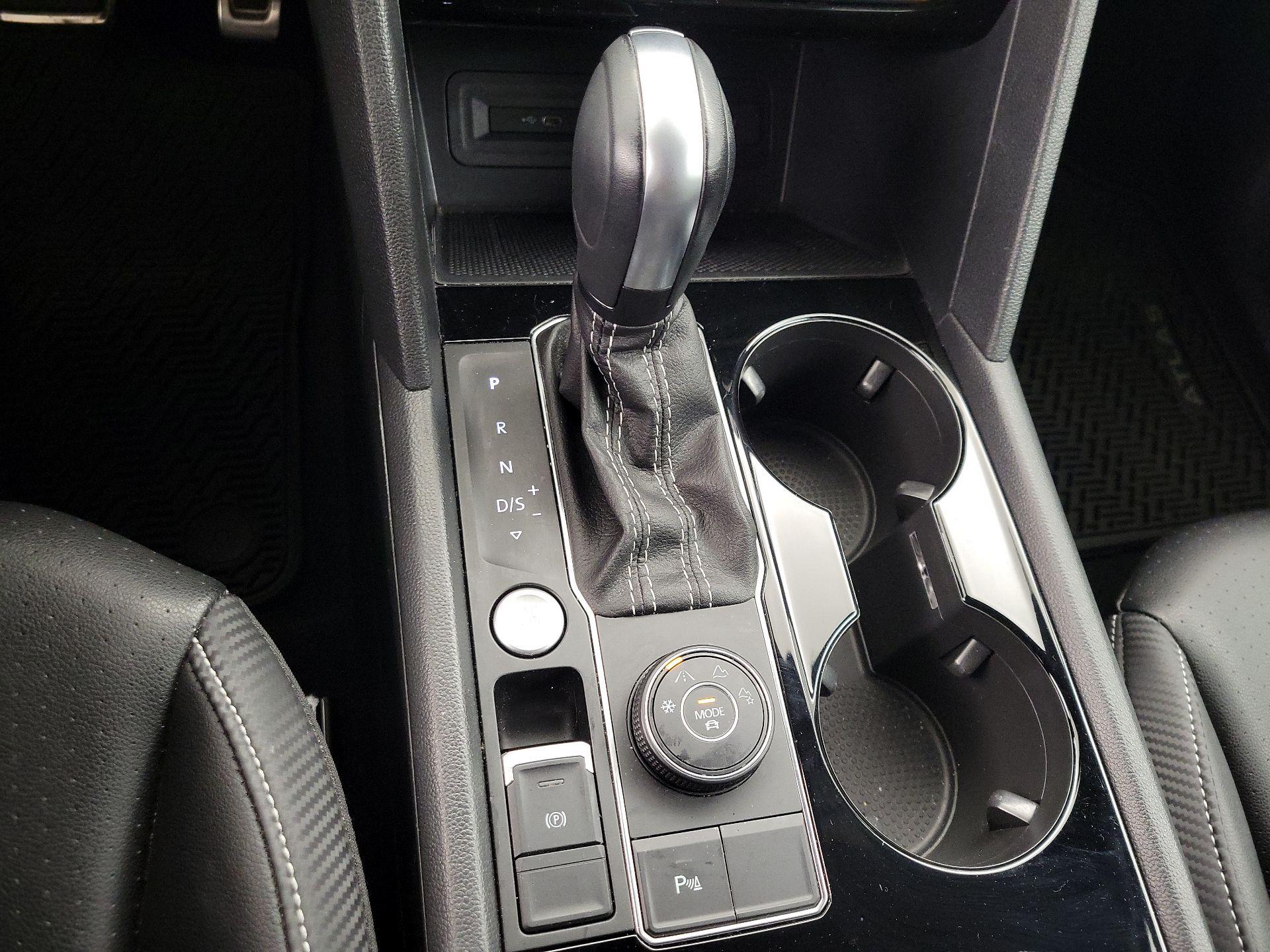 Thumbnail: 2023 Volkswagen Atlas - 17