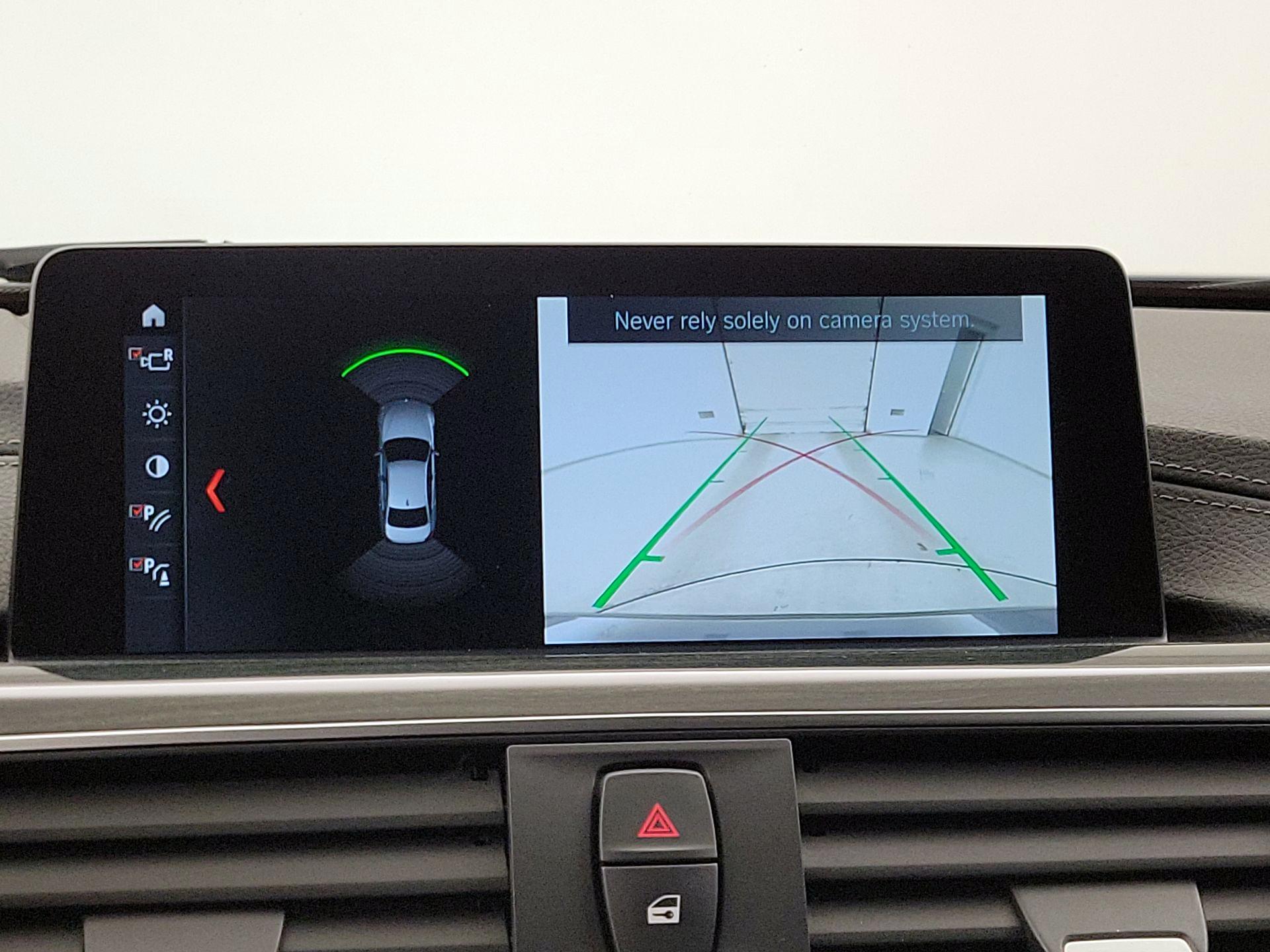 Thumbnail: 2018 BMW 3 Series - 15