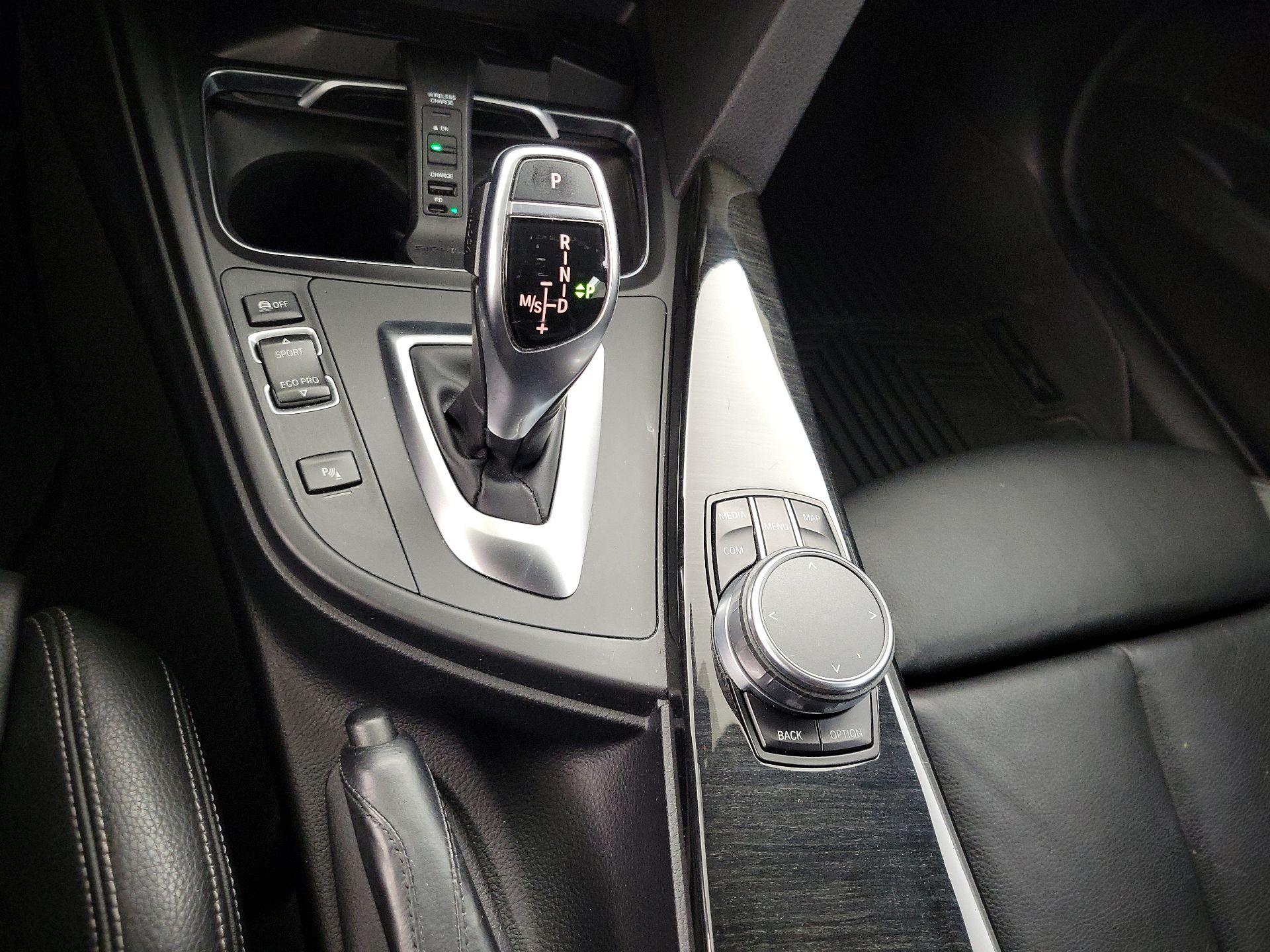 Thumbnail: 2018 BMW 3 Series - 18