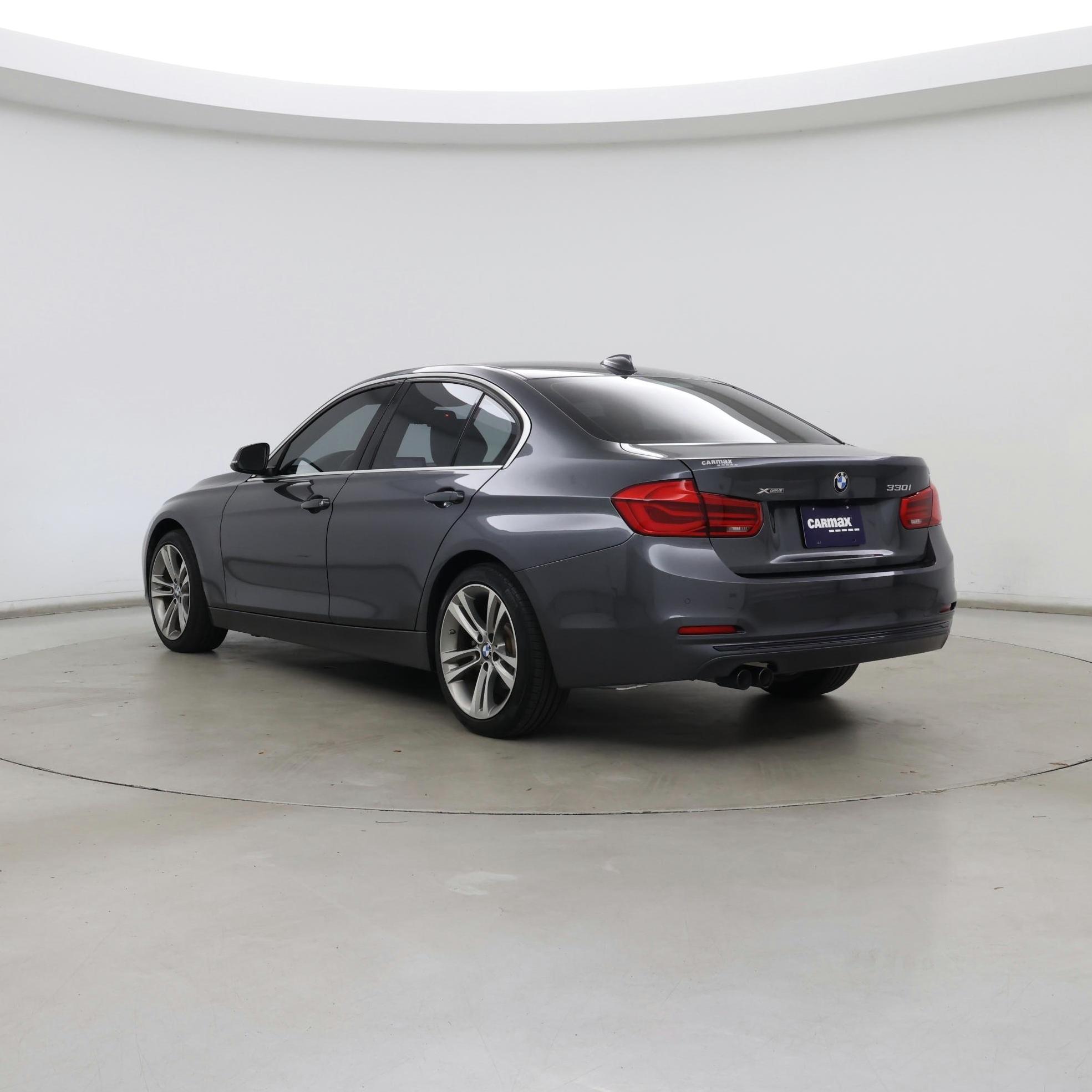 Thumbnail: 2018 BMW 3 Series - 2