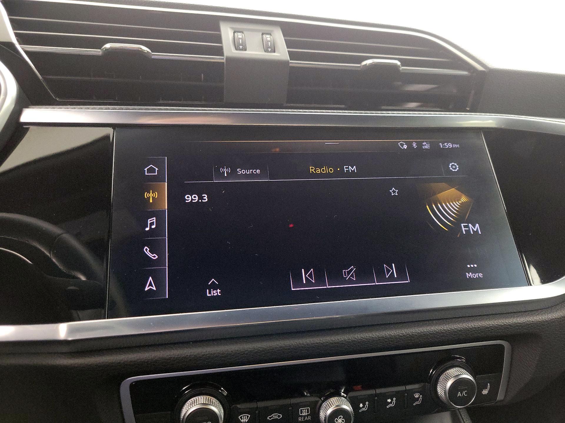 Thumbnail: 2021 Audi Q3 - 16