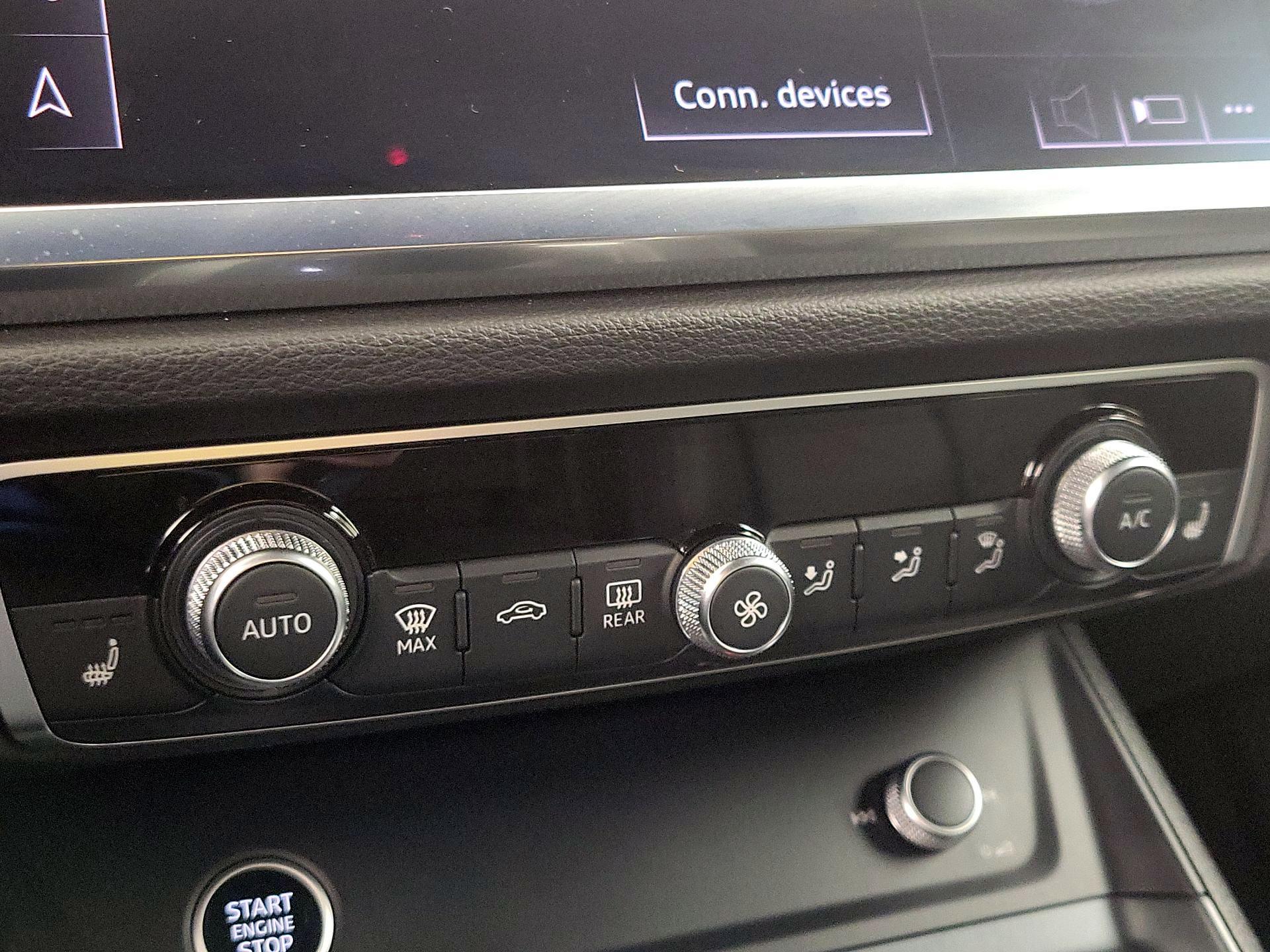 Thumbnail: 2021 Audi Q3 - 17