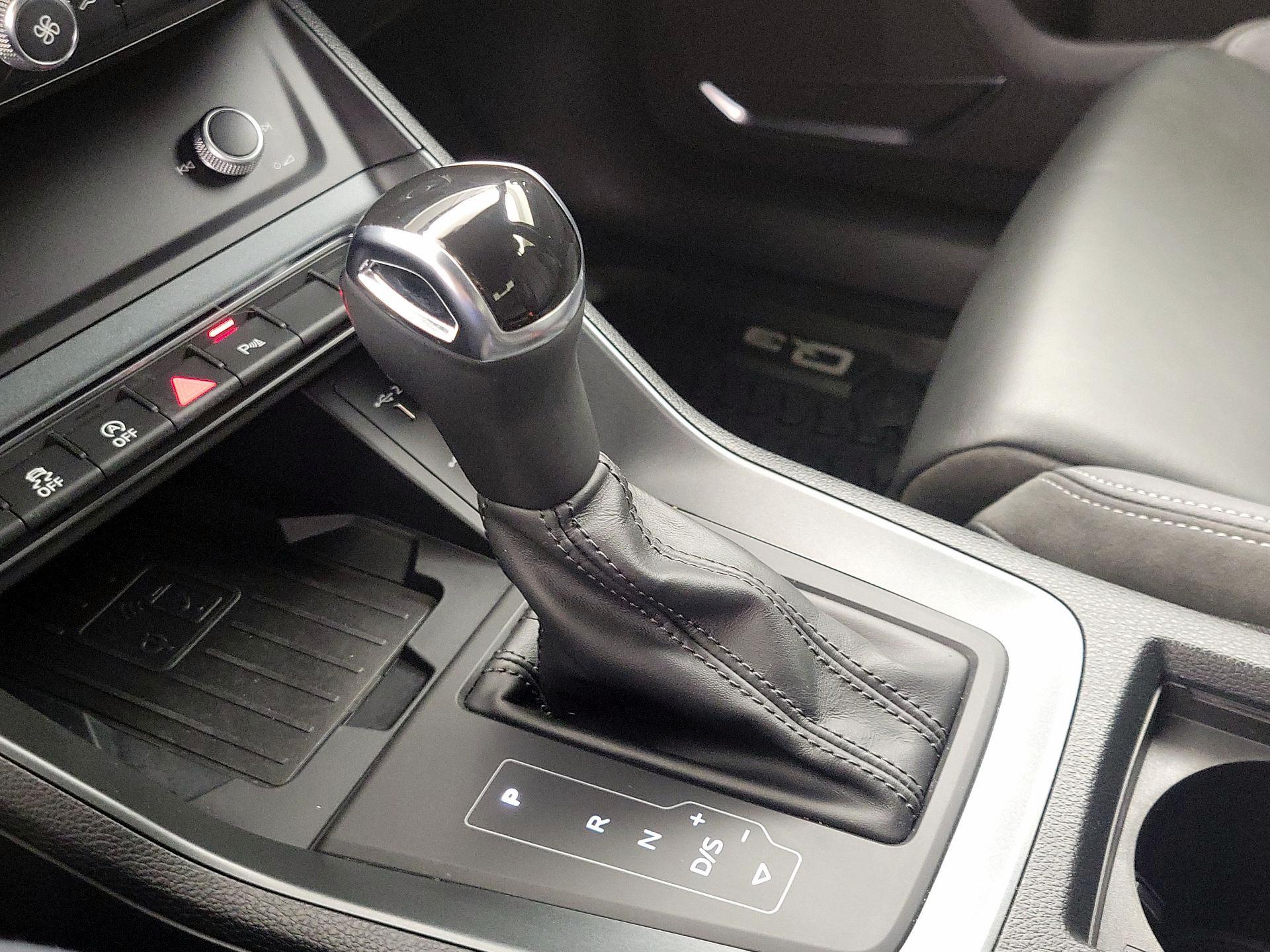 Thumbnail: 2021 Audi Q3 - 18