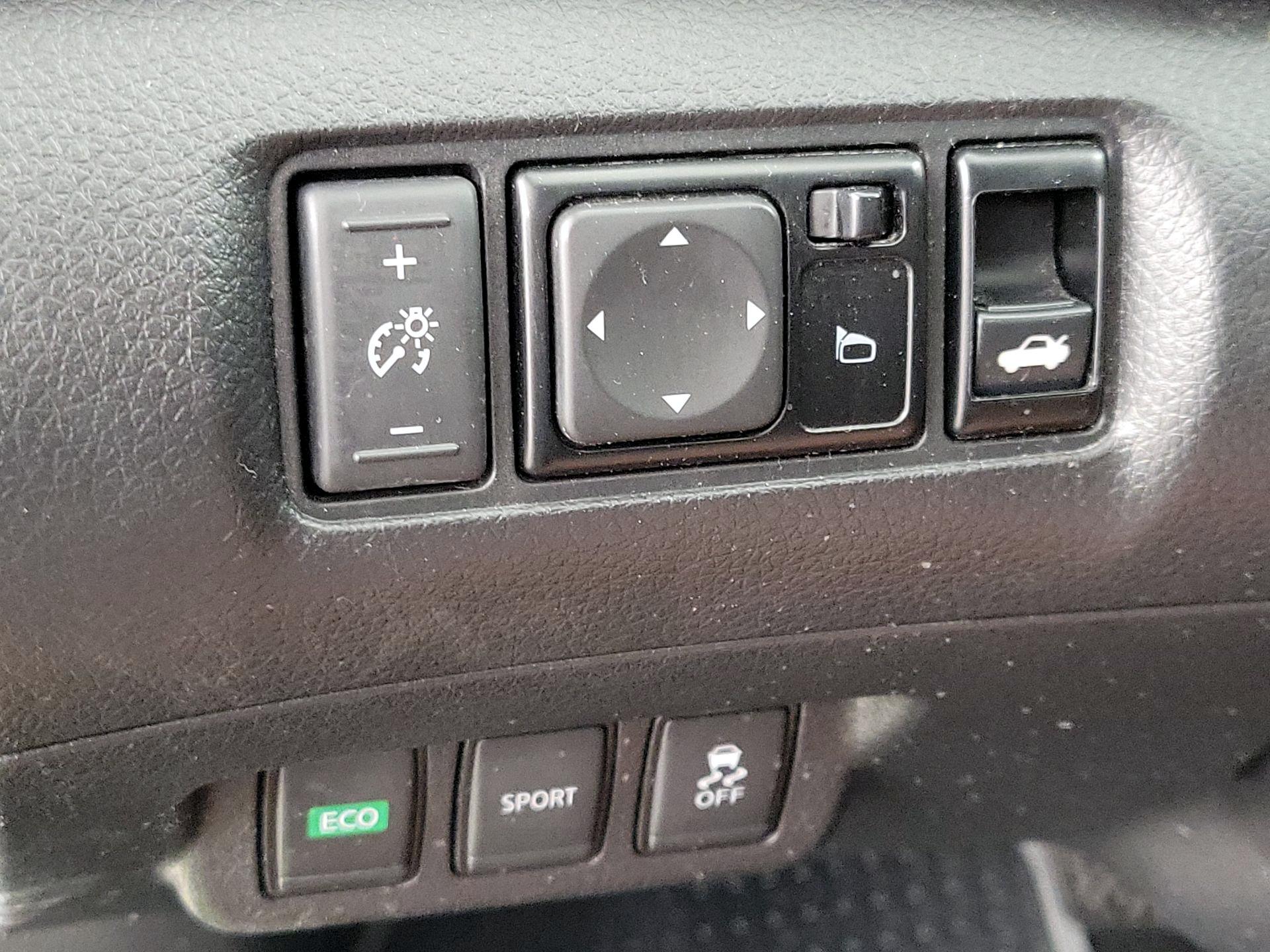 Thumbnail: 2018 Nissan Sentra - 13