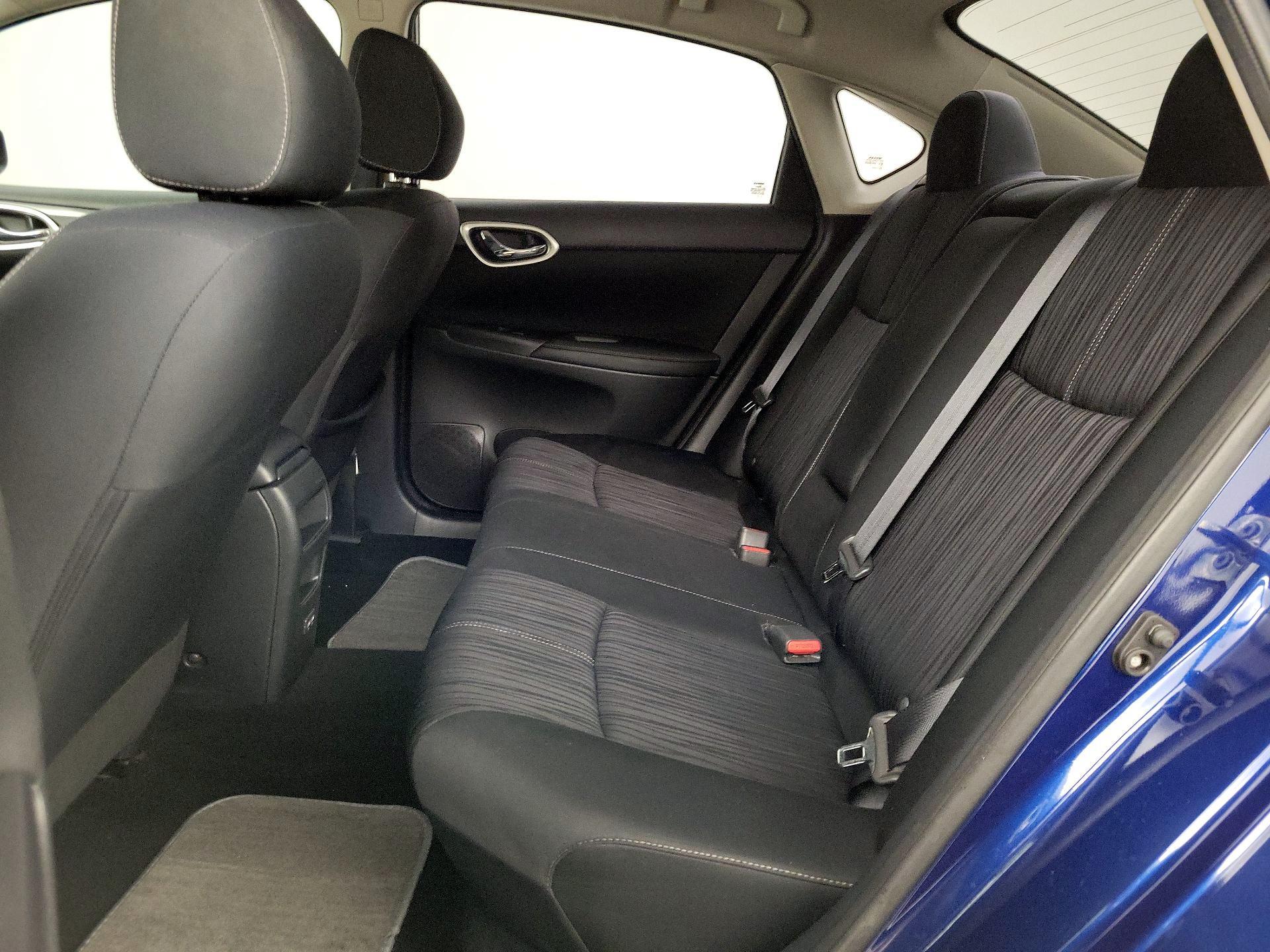 Thumbnail: 2018 Nissan Sentra - 19