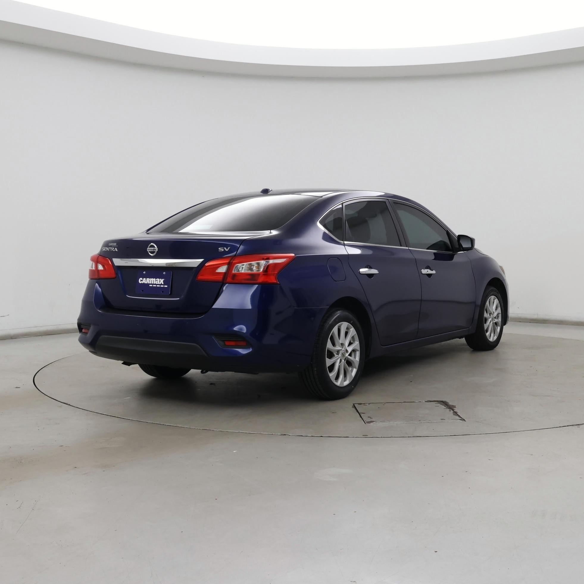 Thumbnail: 2018 Nissan Sentra - 8