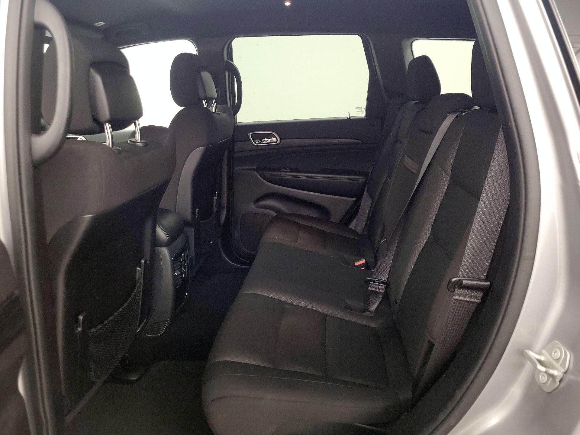 Thumbnail: 2020 Jeep Grand Cherokee - 19