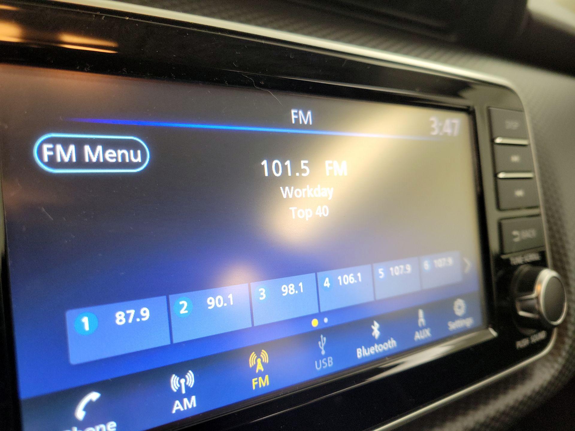 Thumbnail: 2022 Nissan Kicks - 15