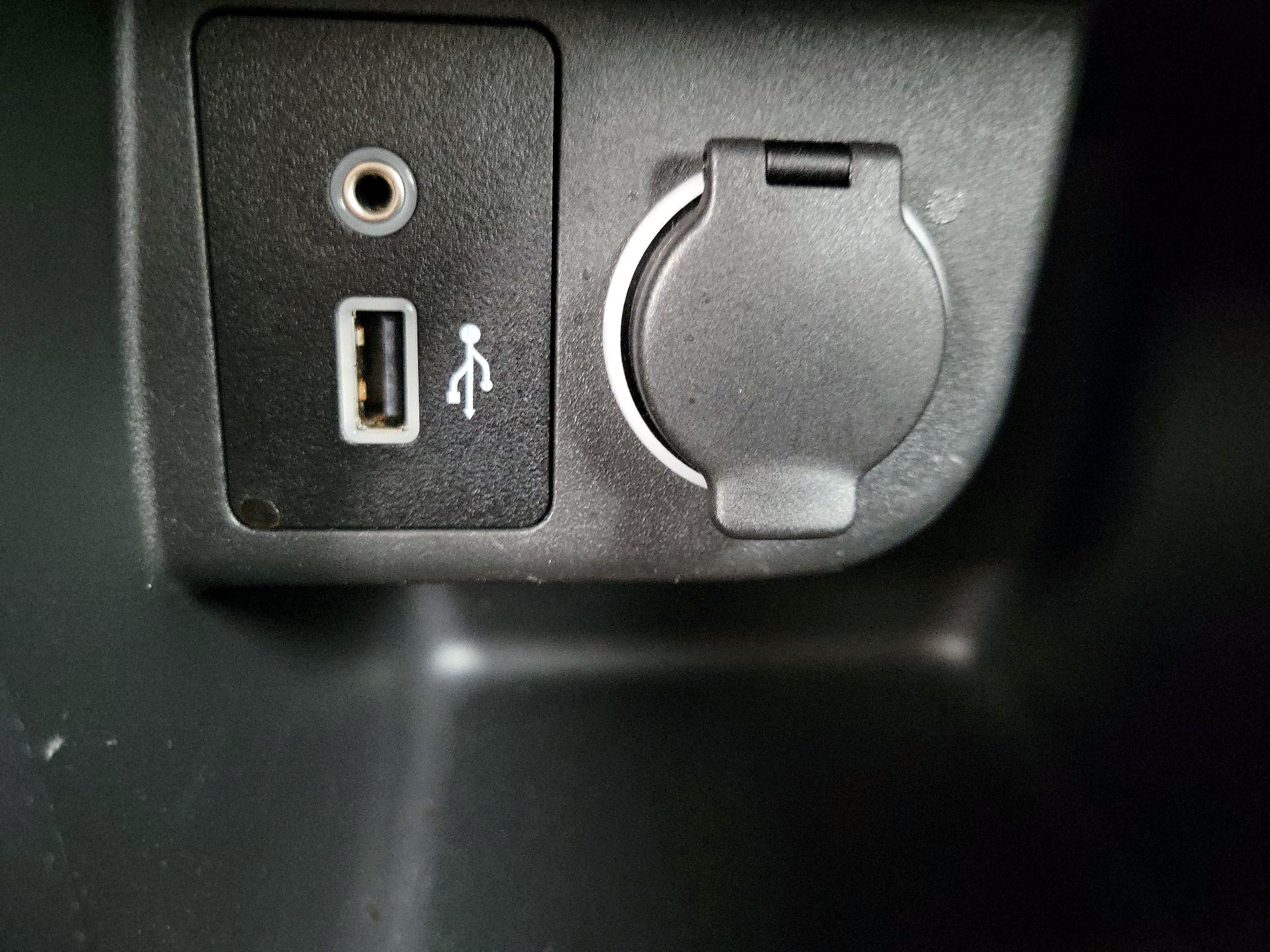 Thumbnail: 2022 Nissan Kicks - 18