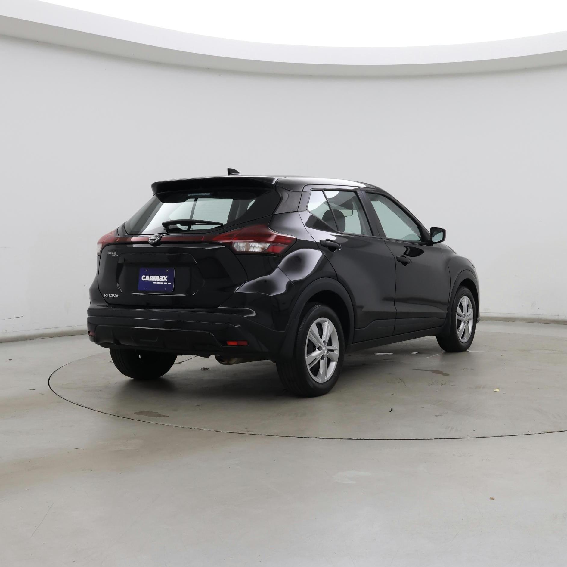 Thumbnail: 2022 Nissan Kicks - 8