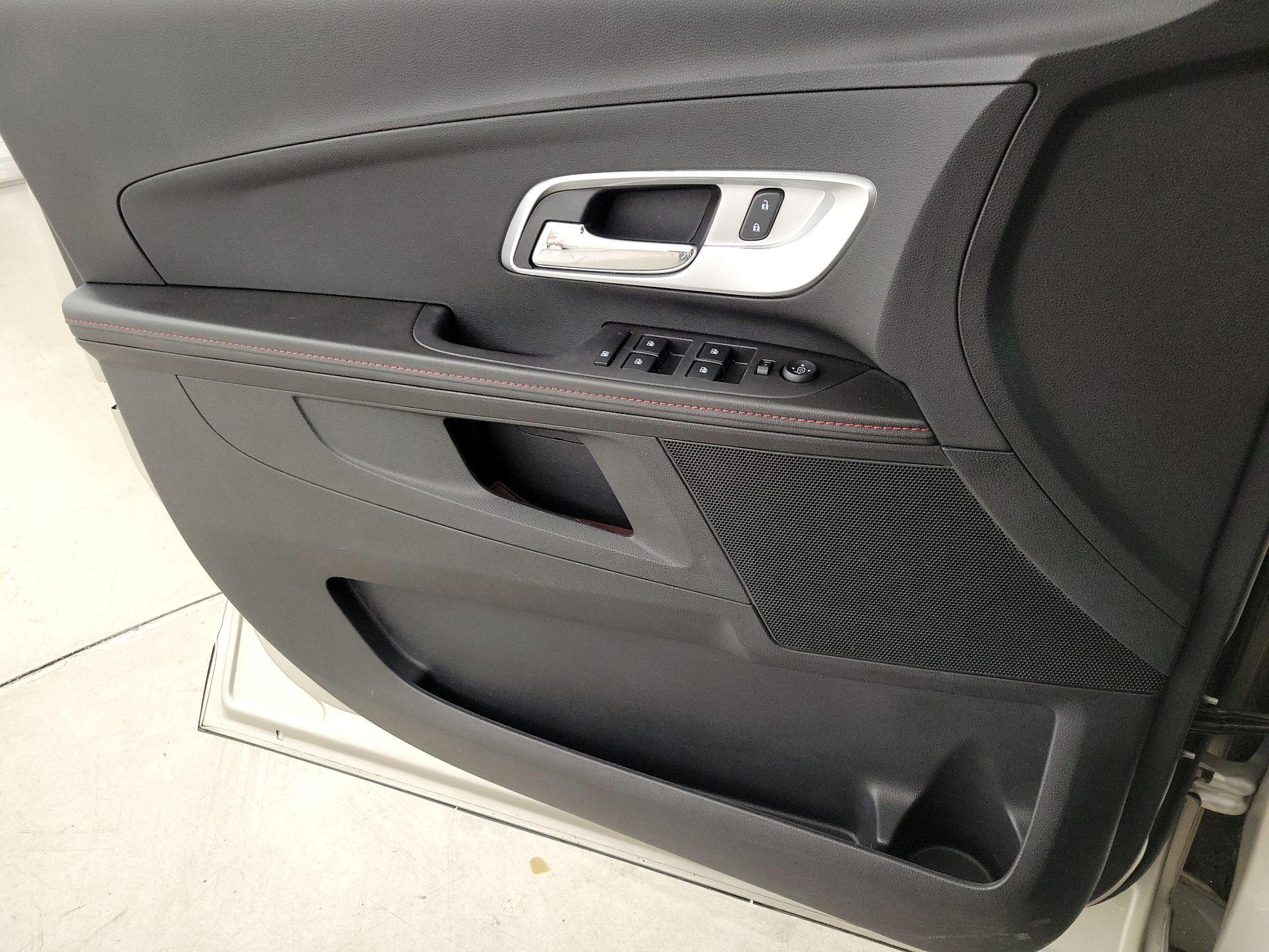 Thumbnail: 2014 Chevrolet Equinox - 12