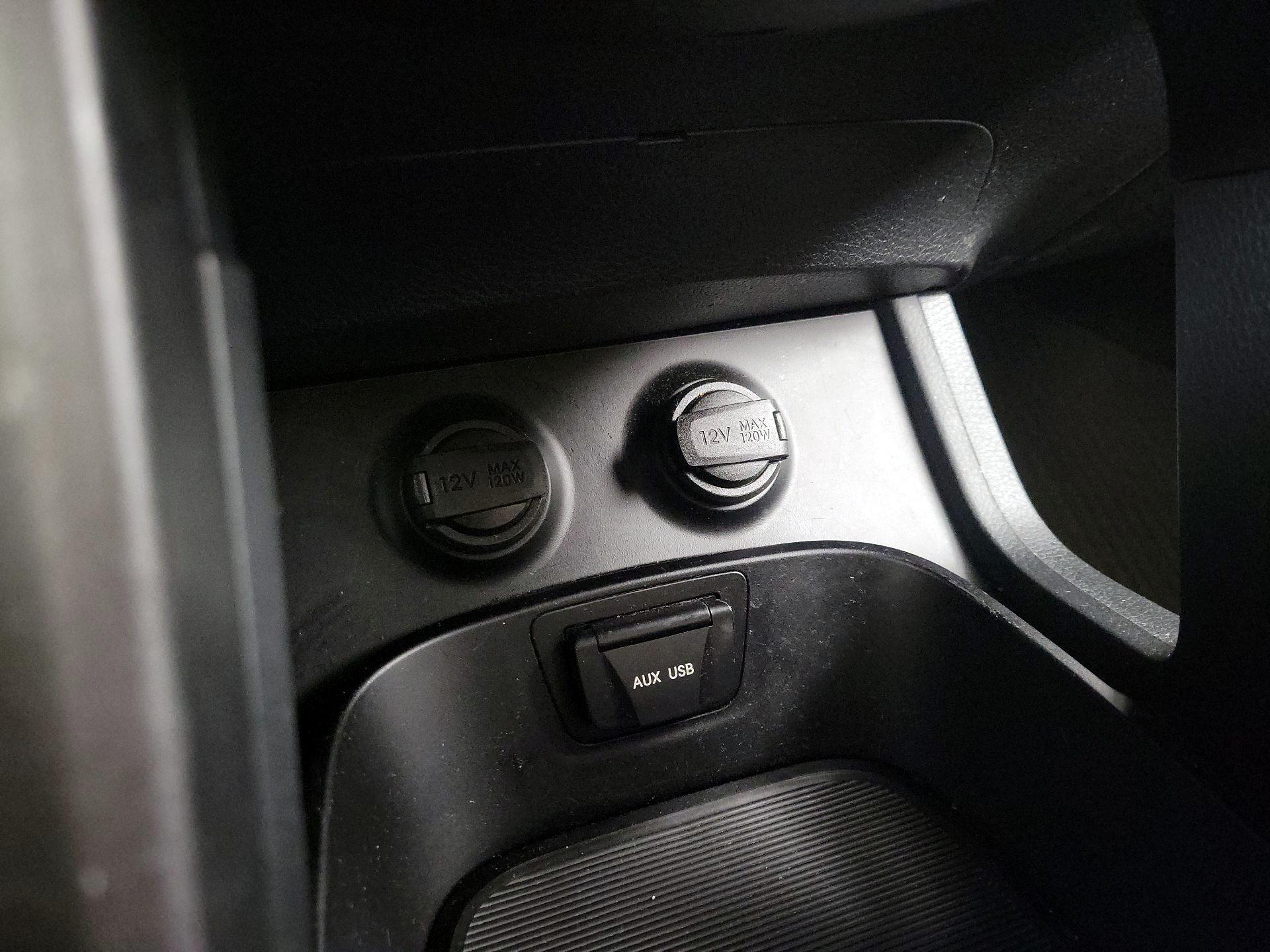 Thumbnail: 2014 Hyundai Santa Fe - 19