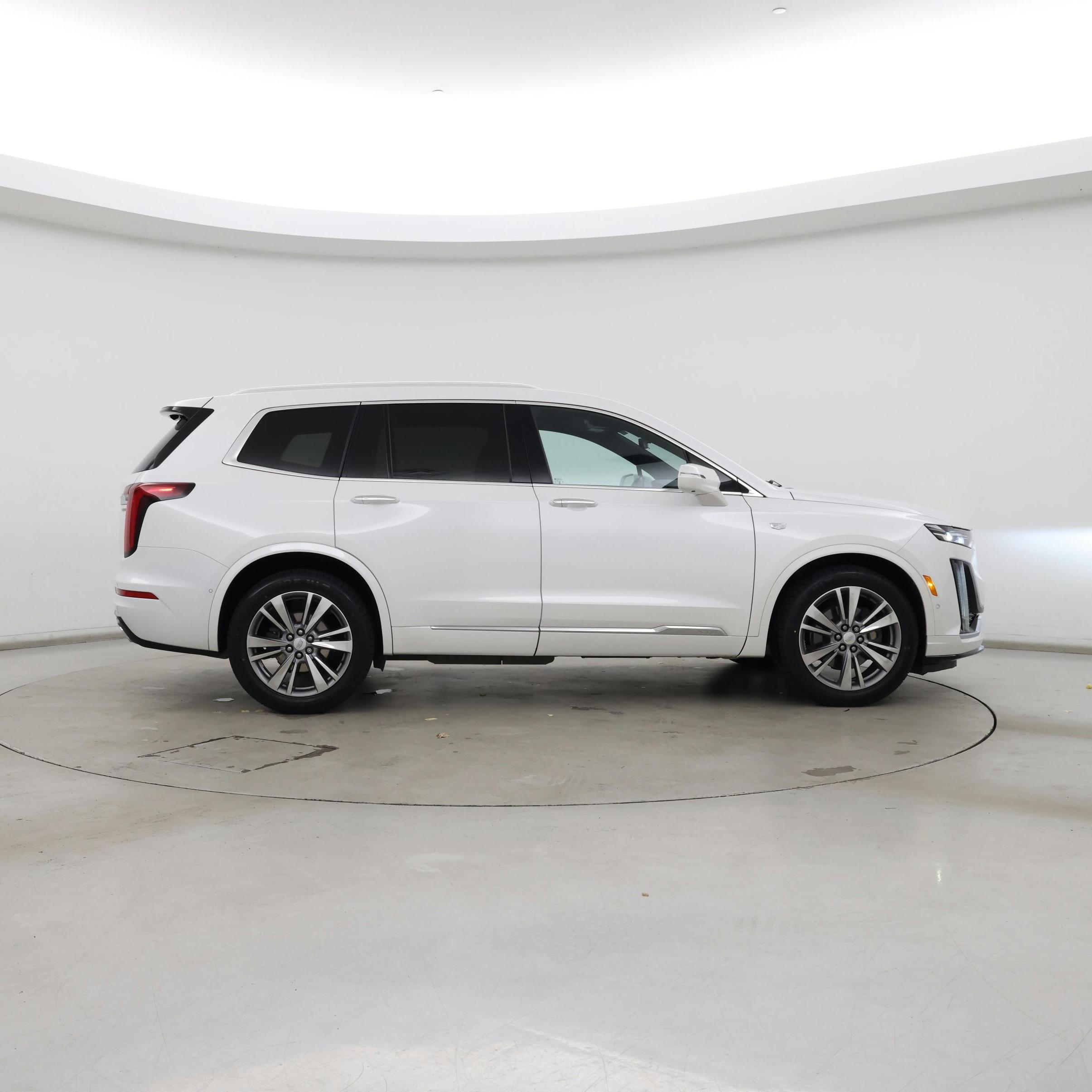 Thumbnail: 2020 Cadillac XT6 - 7